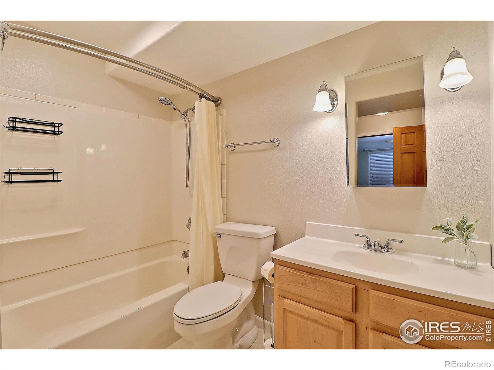 MLS Image #33 for 3221  birney court,evans, Colorado