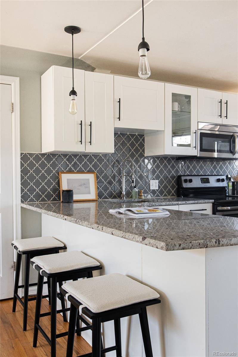 MLS Image #10 for 3216 n saint paul street,denver, Colorado