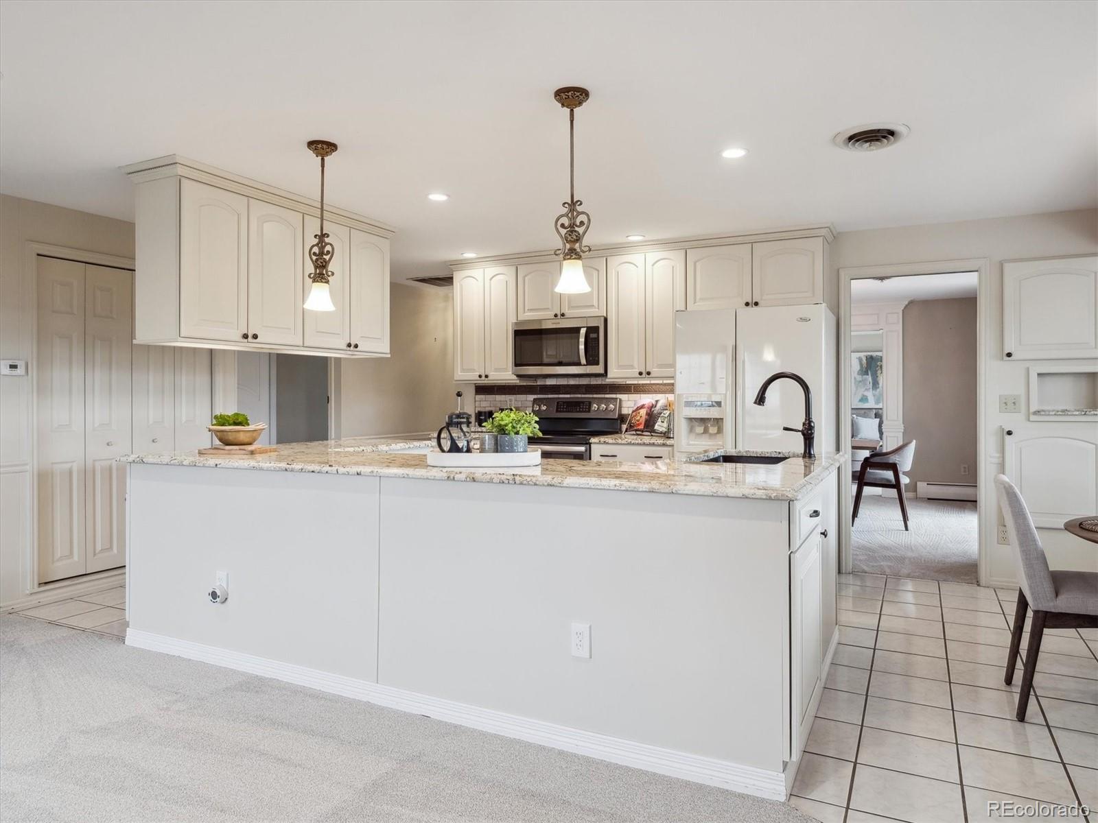 MLS Image #9 for 2653 s harrington lane,lakewood, Colorado