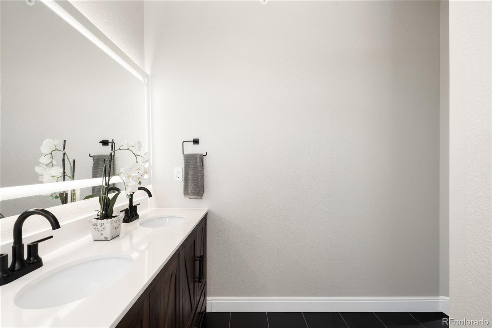 MLS Image #19 for 14353 e 1st drive,aurora, Colorado