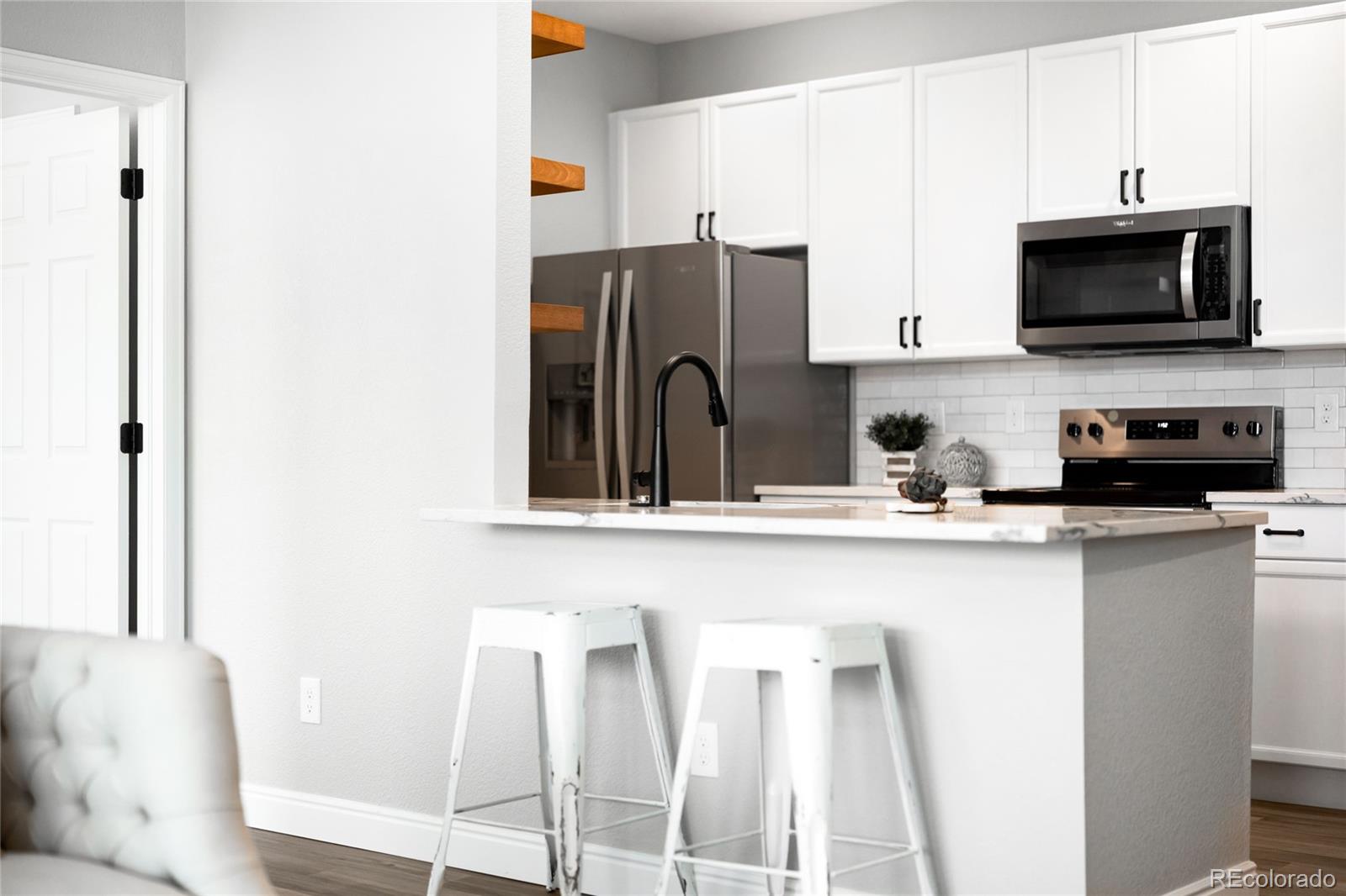 MLS Image #5 for 14353 e 1st drive,aurora, Colorado