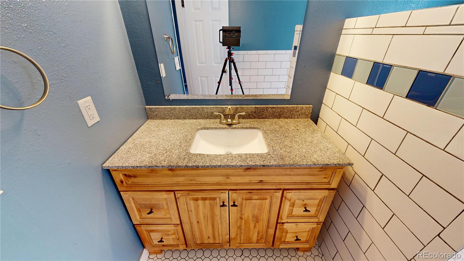 MLS Image #20 for 4487 s alkire street,morrison, Colorado