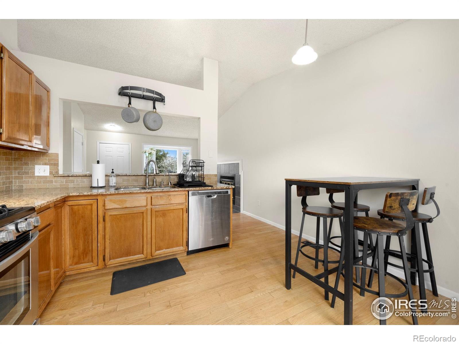 MLS Image #6 for 2043  white rock court,fort collins, Colorado