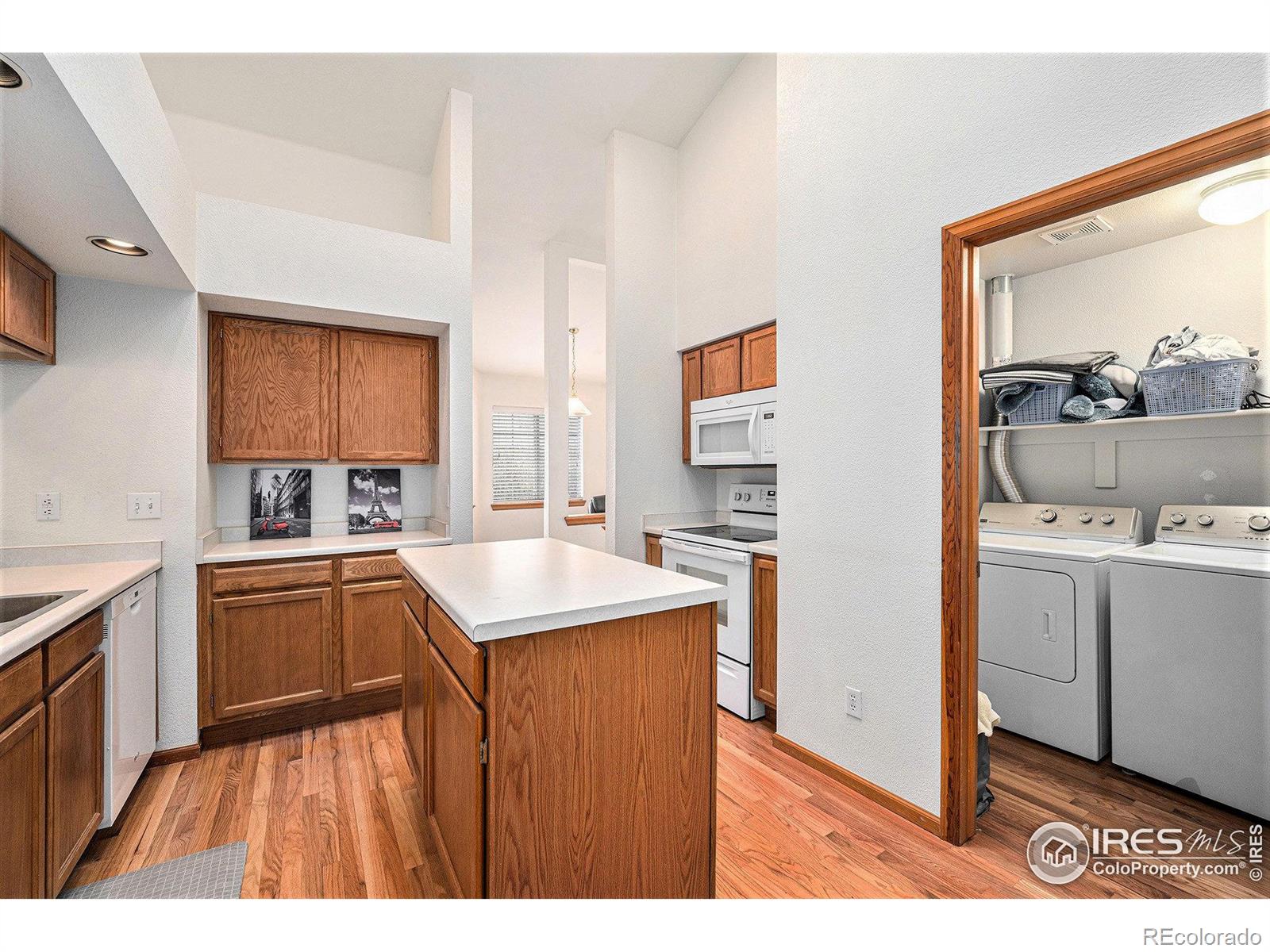 MLS Image #6 for 6826 w 84th circle,arvada, Colorado