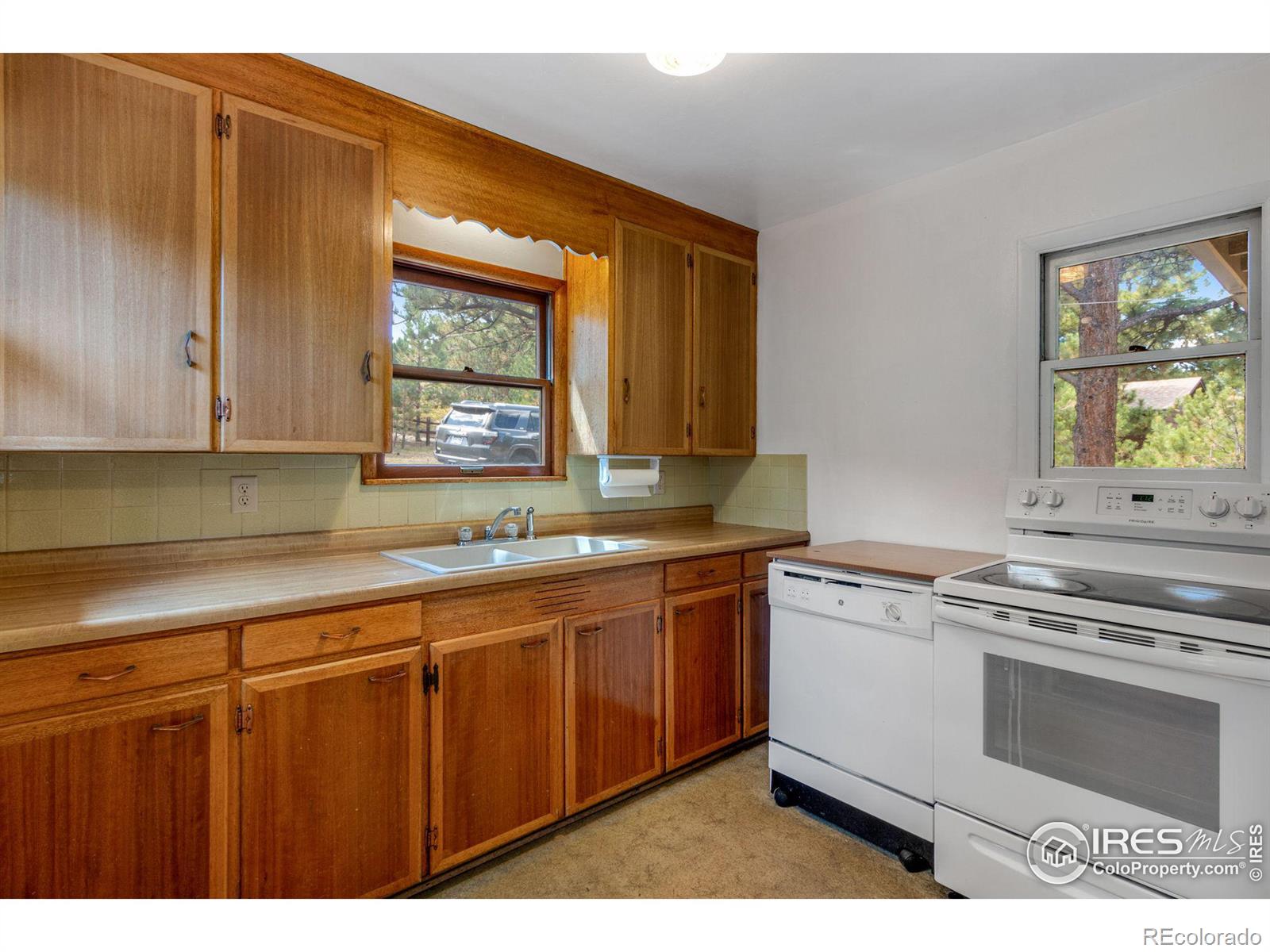 MLS Image #21 for 1403  cedar lane,estes park, Colorado
