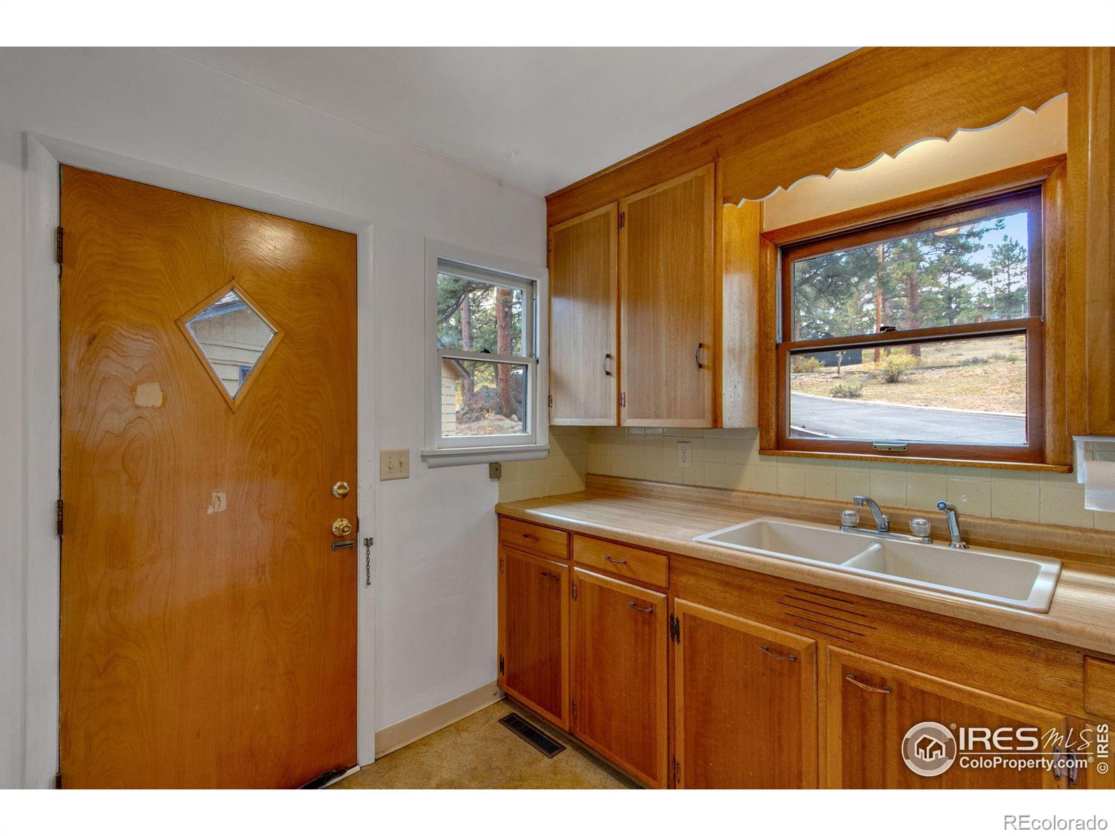 MLS Image #22 for 1403  cedar lane,estes park, Colorado