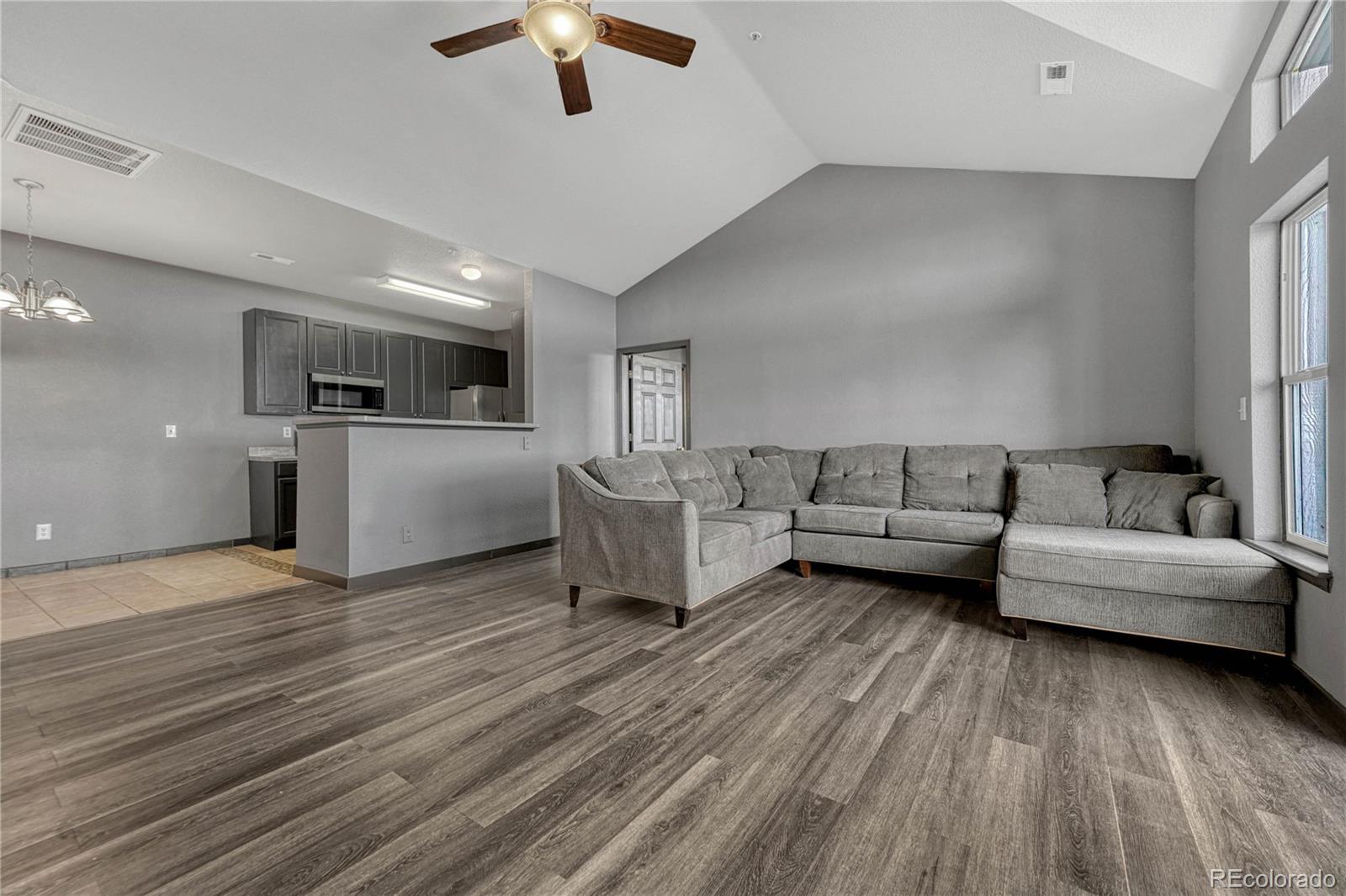 MLS Image #10 for 14333 e 1st drive,aurora, Colorado