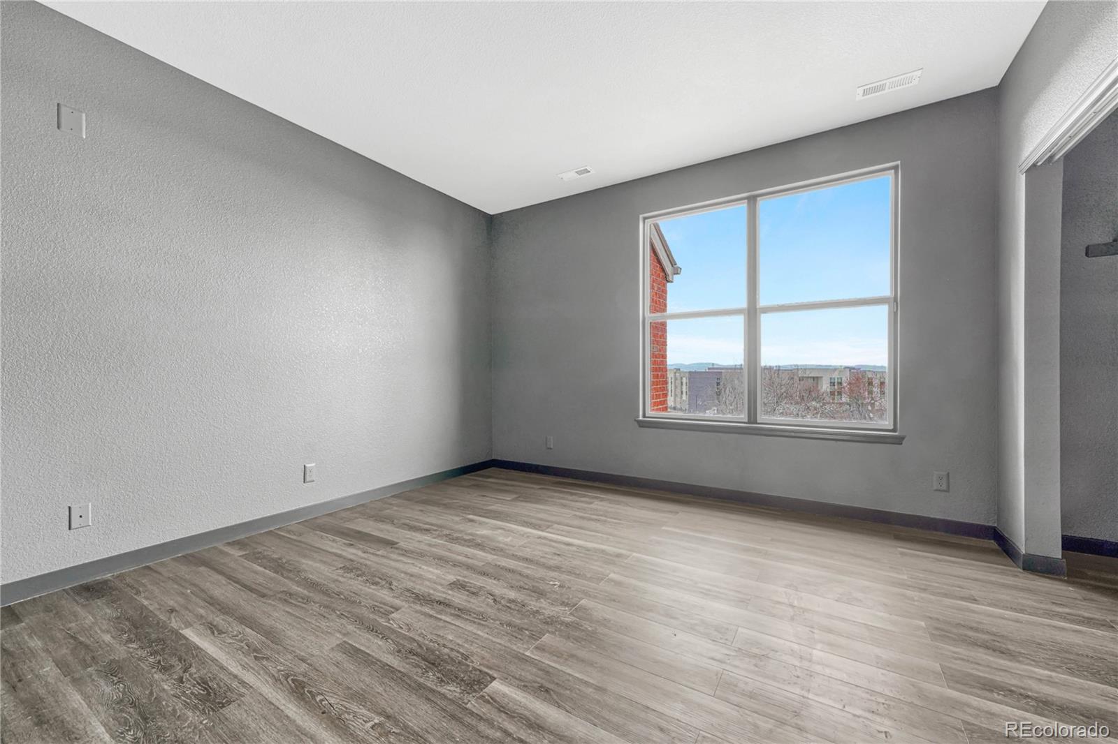 MLS Image #15 for 14333 e 1st drive,aurora, Colorado