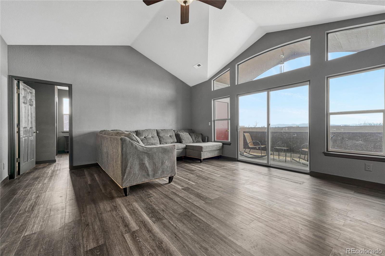 MLS Image #9 for 14333 e 1st drive,aurora, Colorado