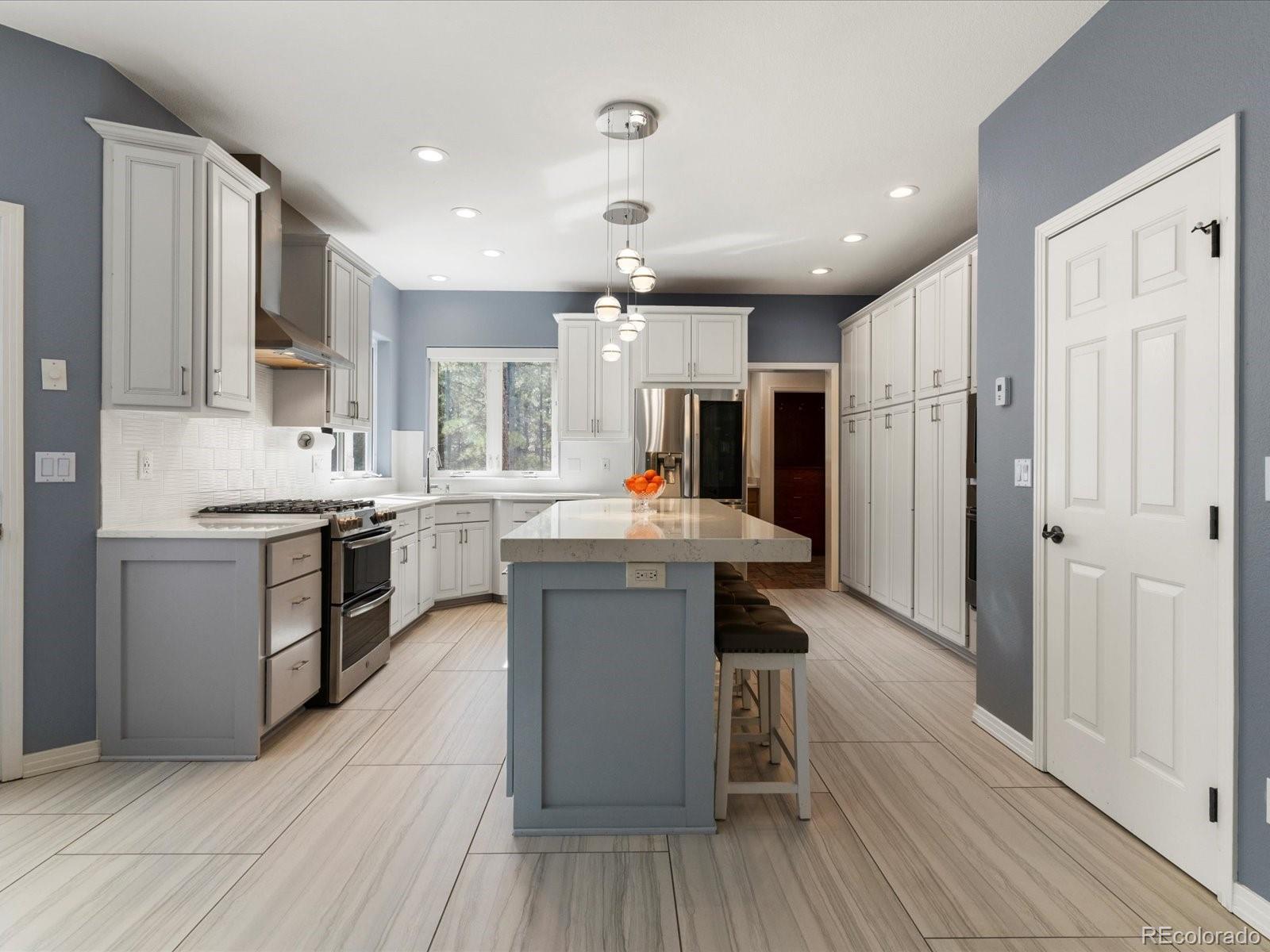 MLS Image #13 for 16145  cliffrock court,colorado springs, Colorado