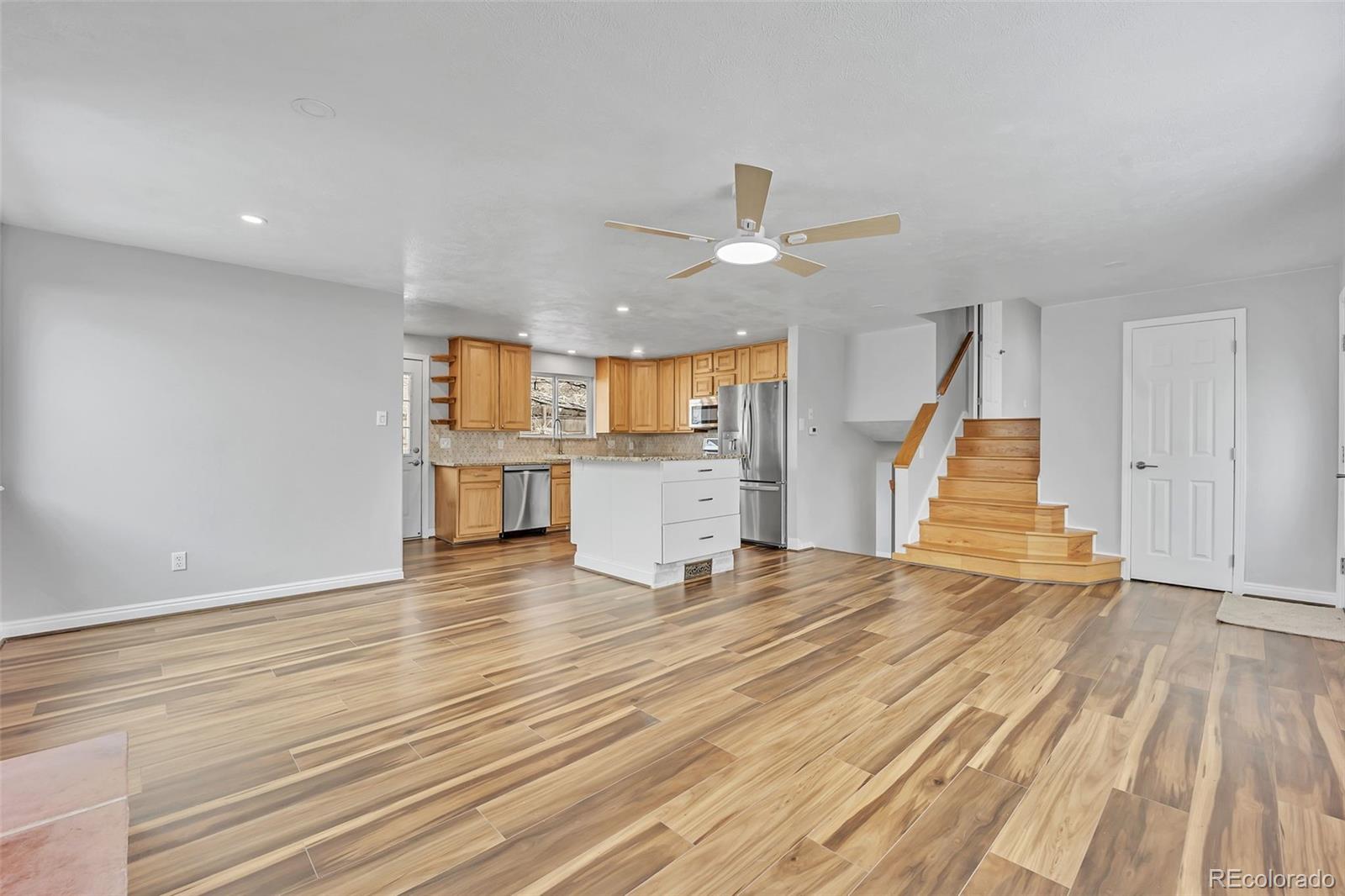 CMA Image for 13337 w exposition drive,Lakewood, Colorado