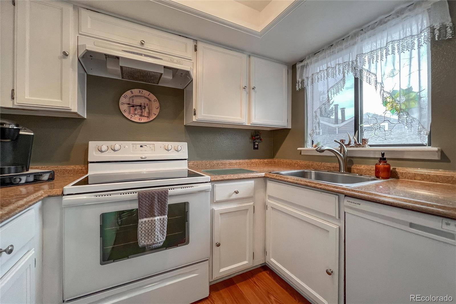 MLS Image #12 for 6625 w 84th circle 48,arvada, Colorado