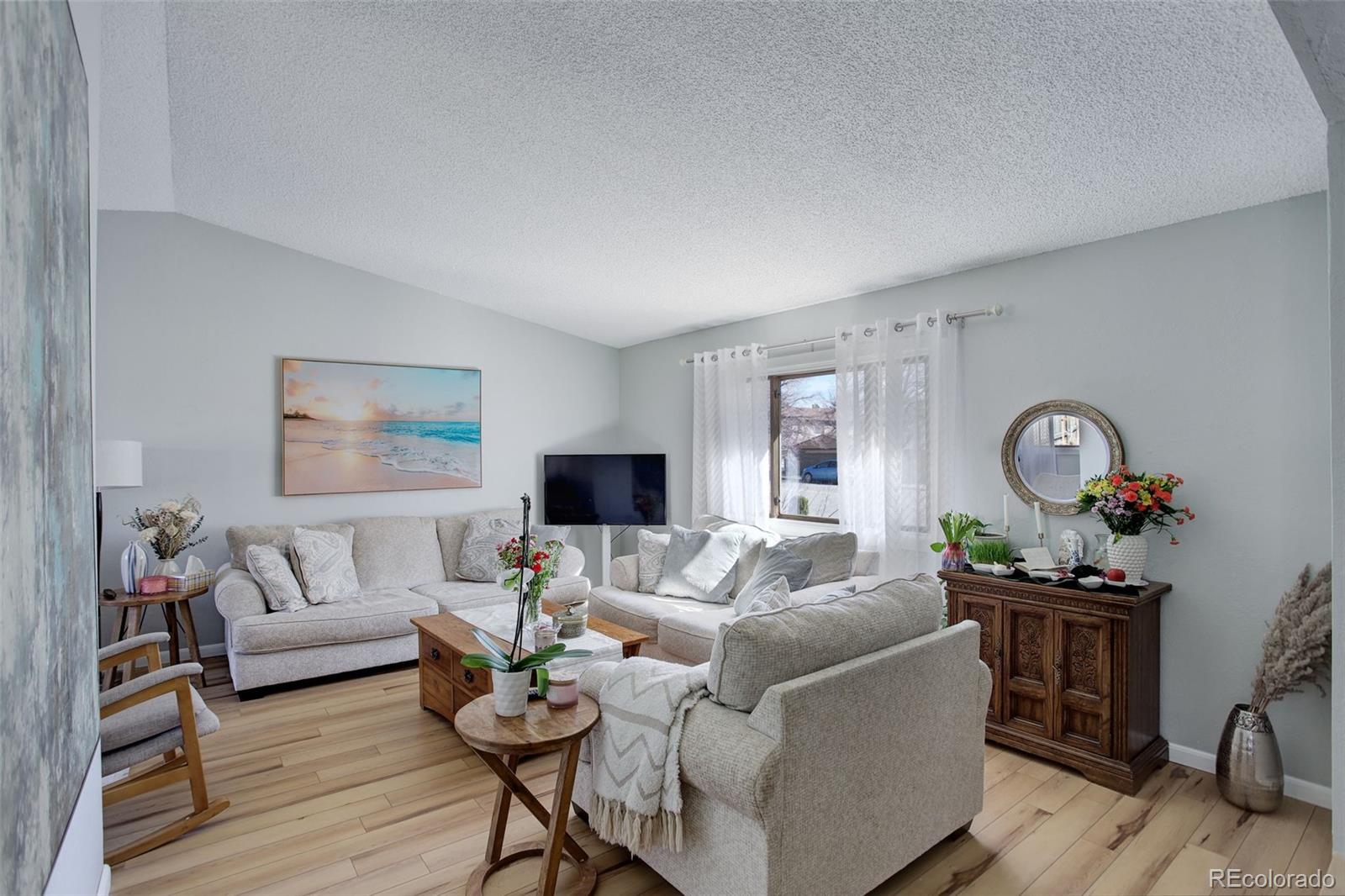 MLS Image #5 for 3621 s kalispell street,aurora, Colorado