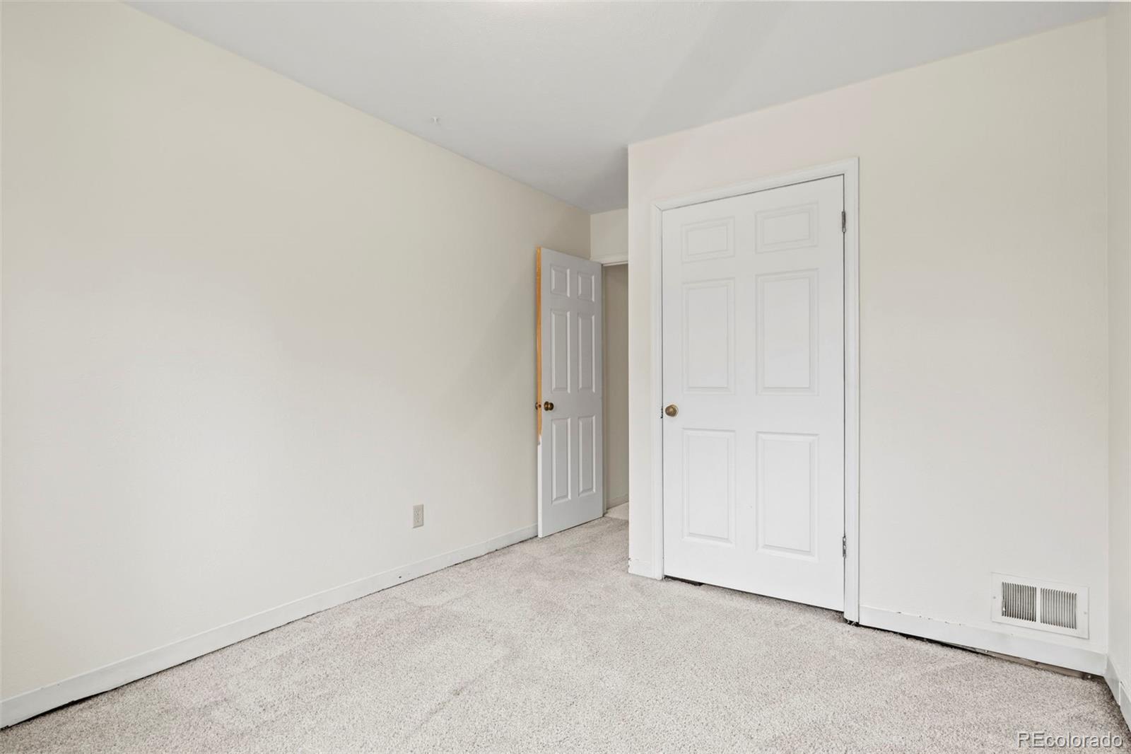 MLS Image #26 for 2675 s yukon court,lakewood, Colorado