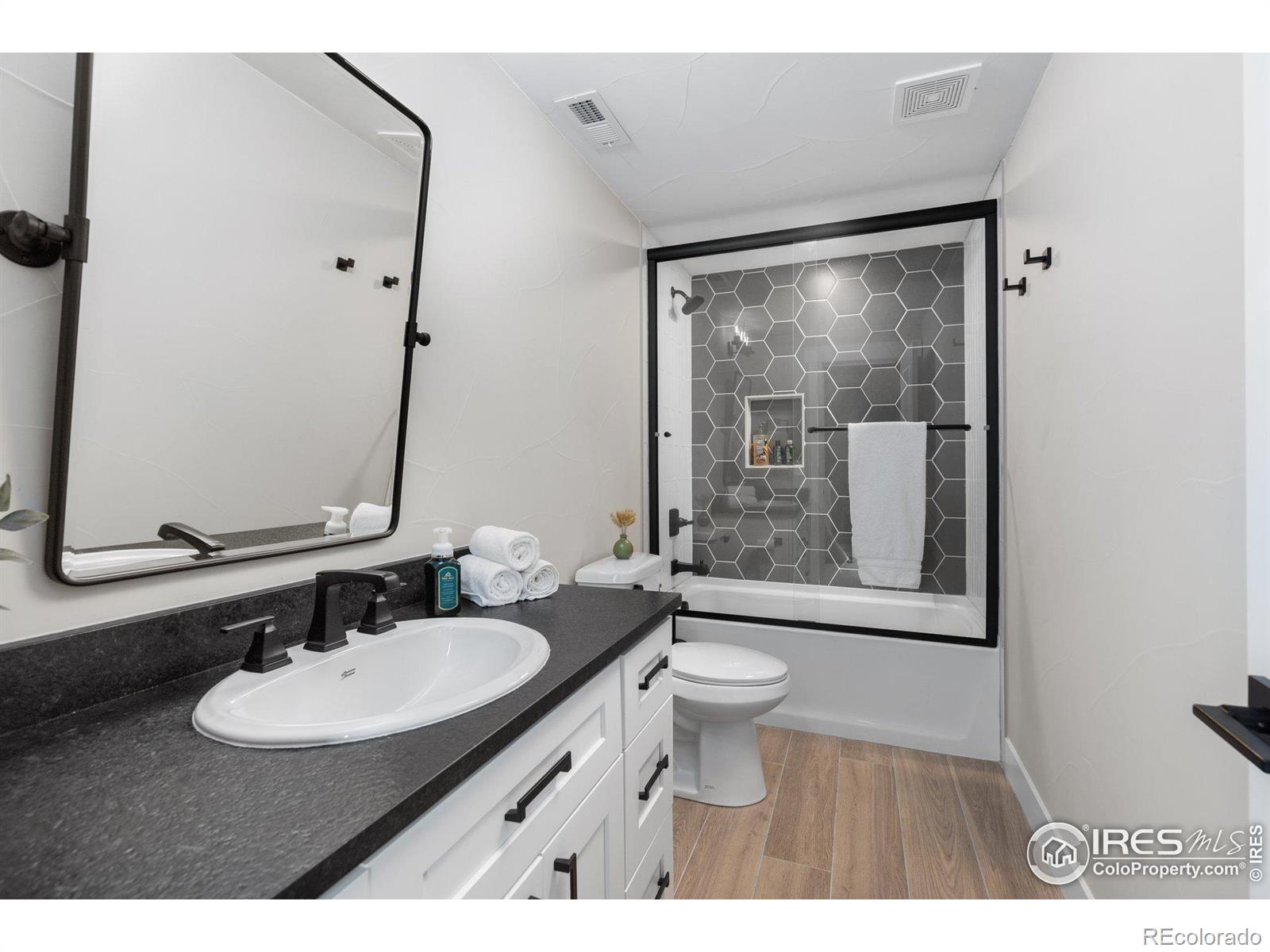 MLS Image #36 for 1315  burt avenue,berthoud, Colorado