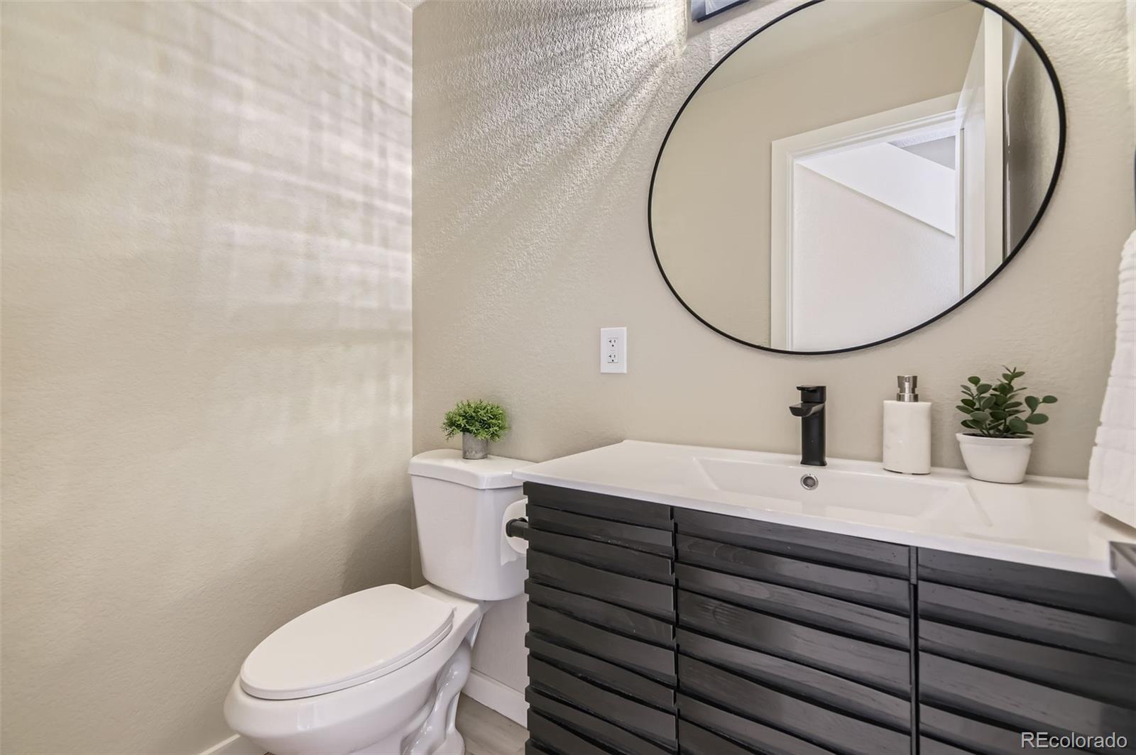 MLS Image #16 for 1576 e mineral avenue,centennial, Colorado