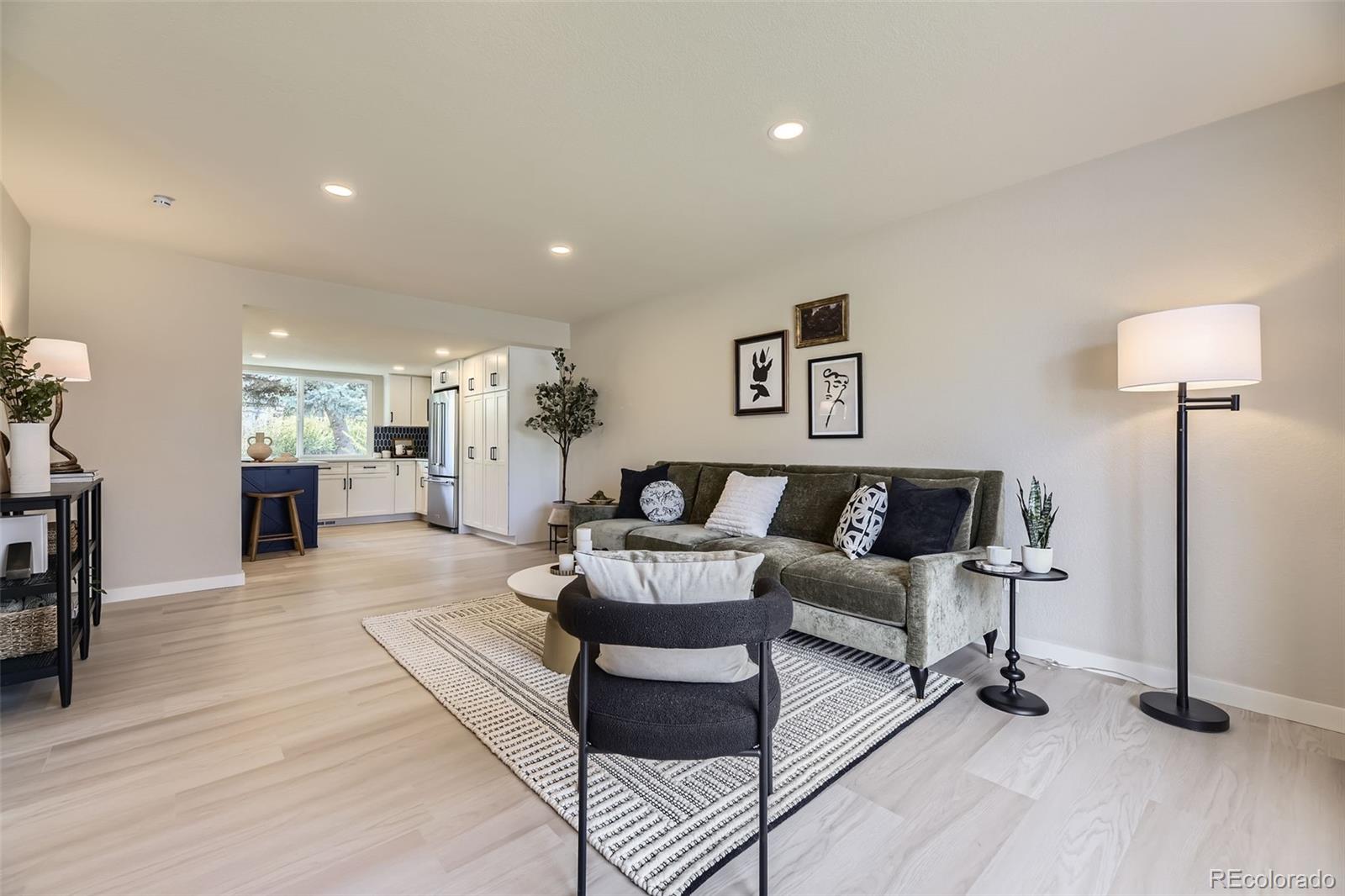 MLS Image #6 for 1576 e mineral avenue,centennial, Colorado