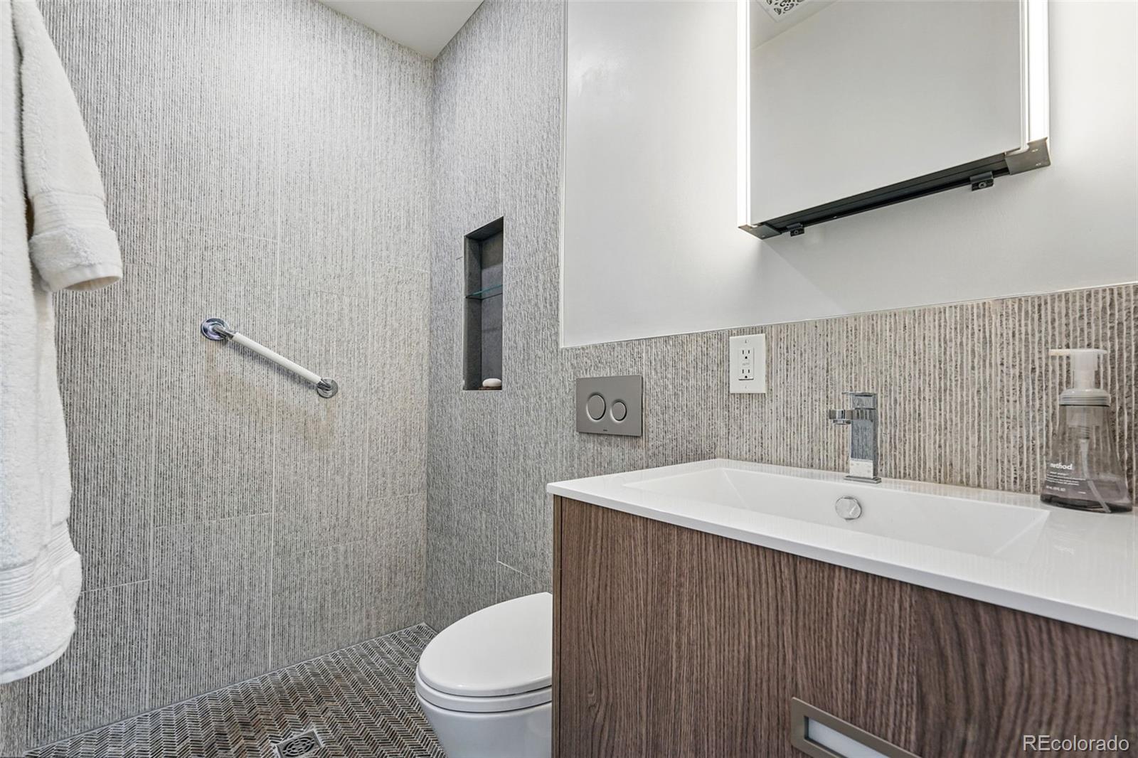 MLS Image #22 for 333  albion street,denver, Colorado