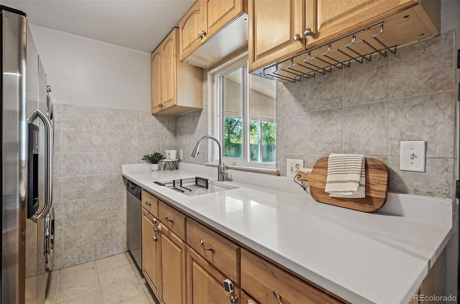 MLS Image #11 for 2751 s elm street,denver, Colorado