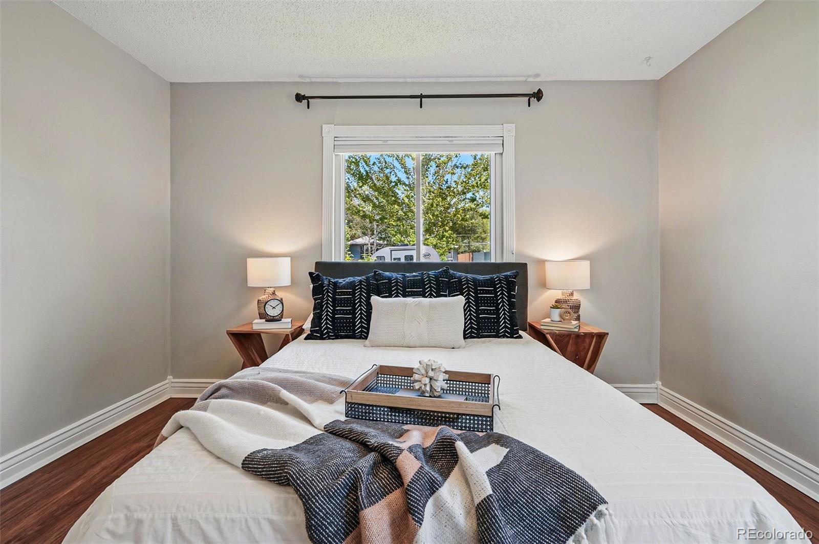 MLS Image #16 for 2751 s elm street,denver, Colorado
