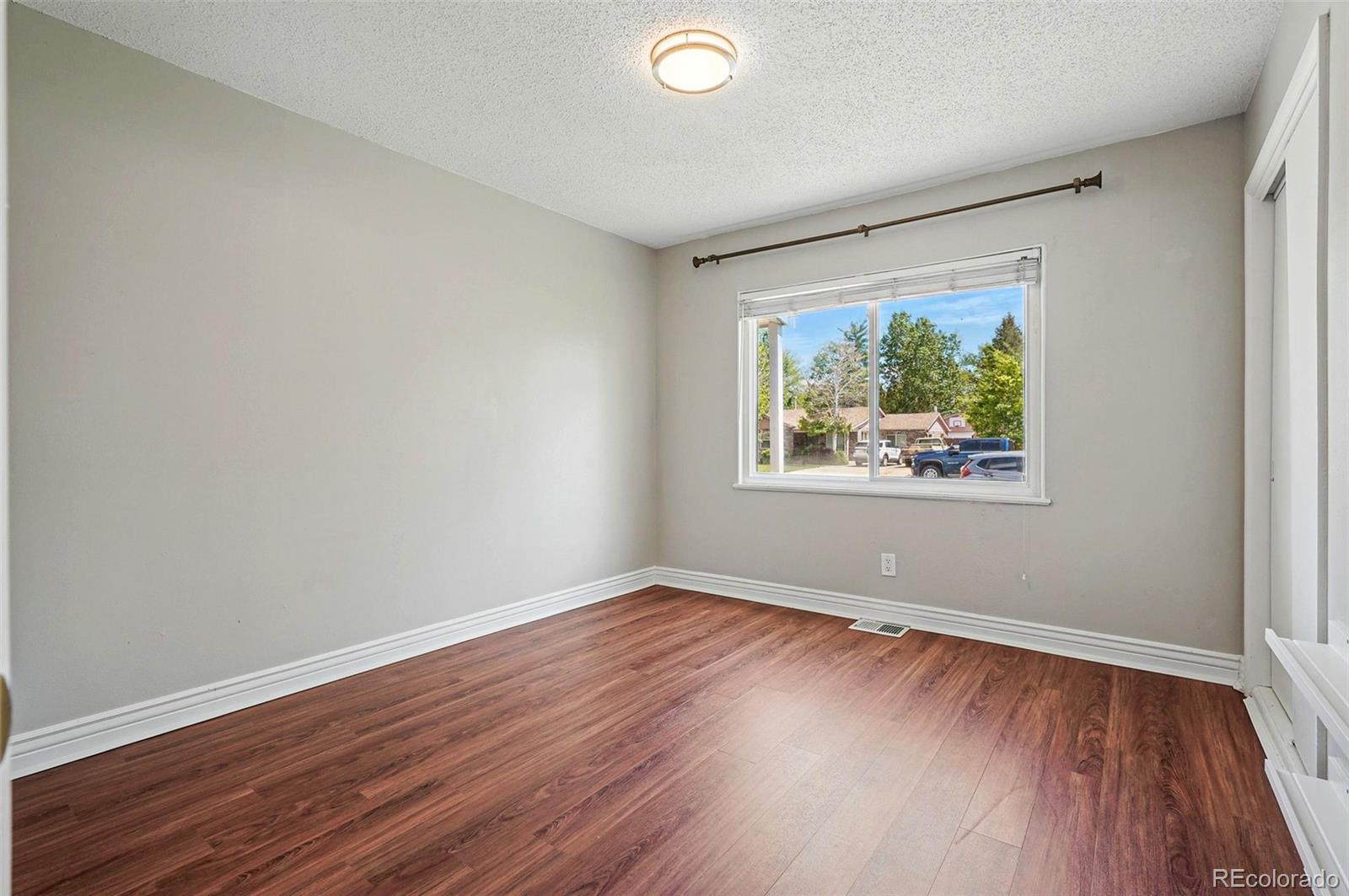 MLS Image #21 for 2751 s elm street,denver, Colorado