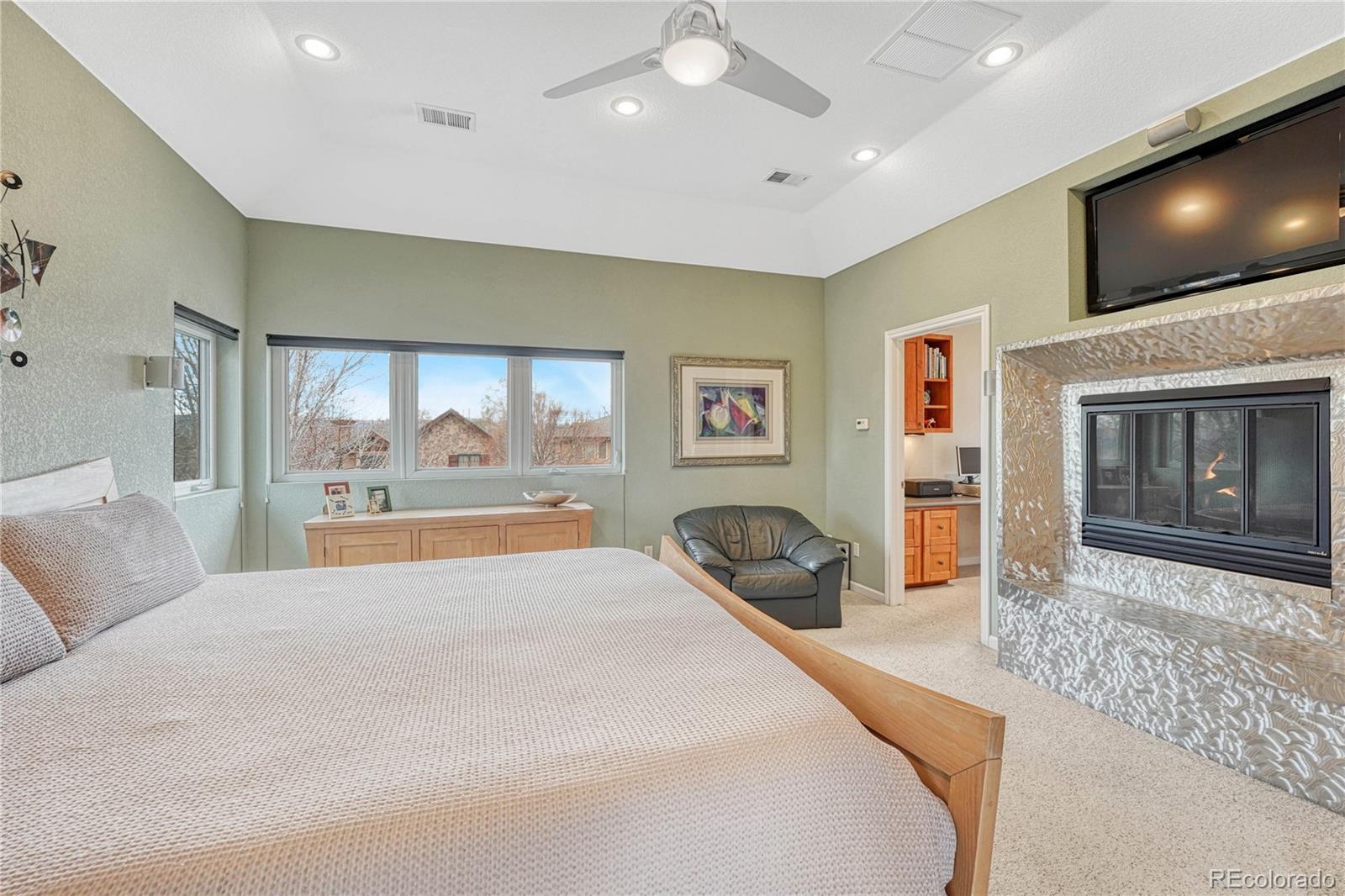MLS Image #21 for 1590 s milwaukee street,denver, Colorado