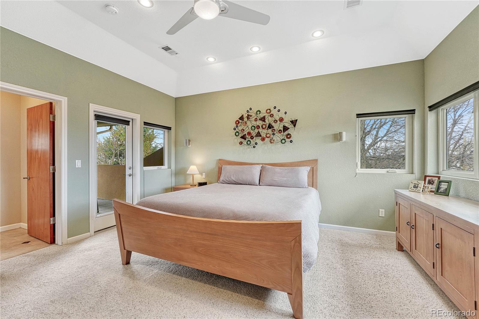 MLS Image #22 for 1590 s milwaukee street,denver, Colorado