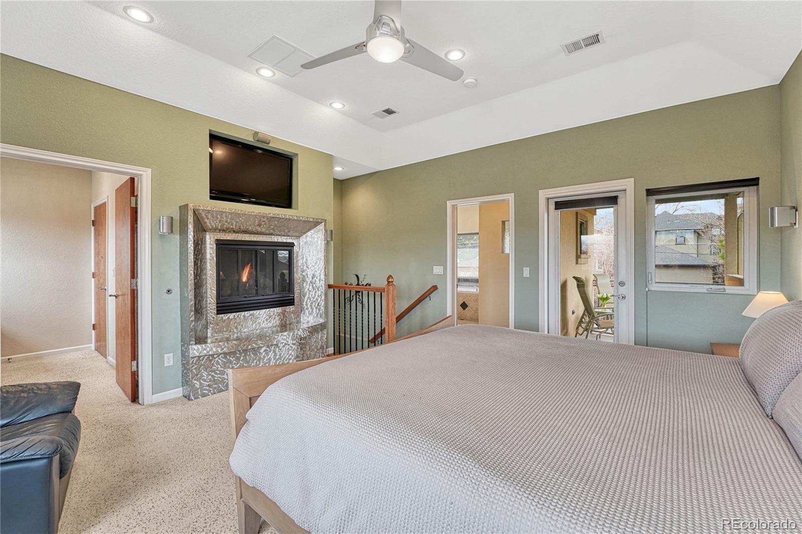 MLS Image #23 for 1590 s milwaukee street,denver, Colorado
