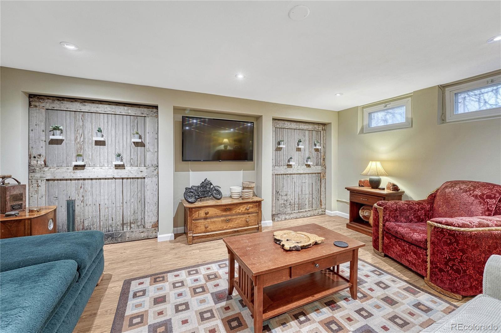 MLS Image #29 for 1590 s milwaukee street,denver, Colorado