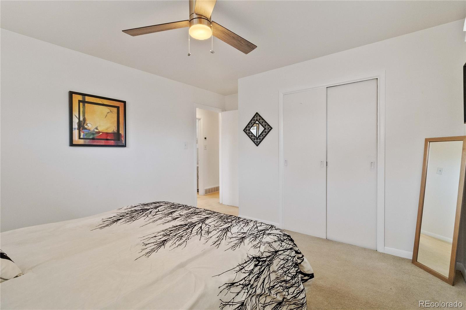 MLS Image #14 for 6900  avrum drive,denver, Colorado