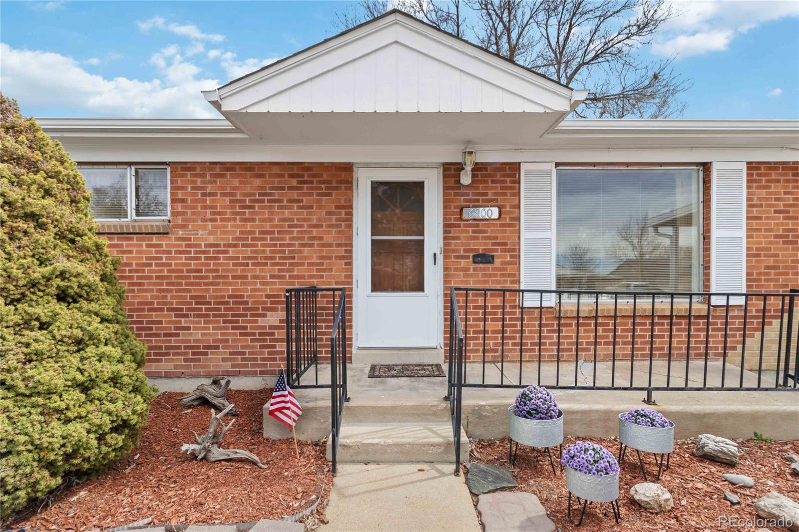 MLS Image #4 for 6900  avrum drive,denver, Colorado