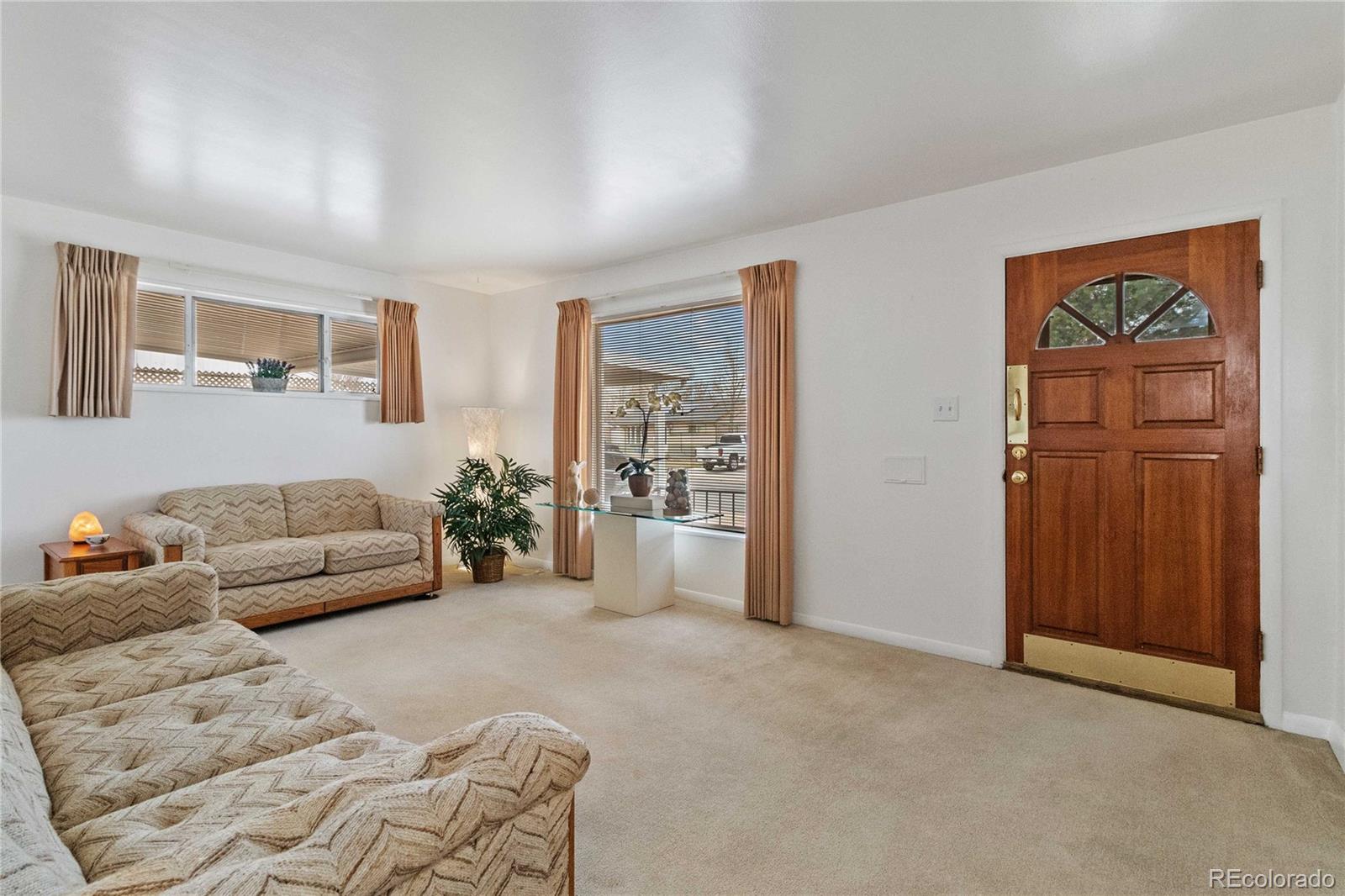 MLS Image #6 for 6900  avrum drive,denver, Colorado
