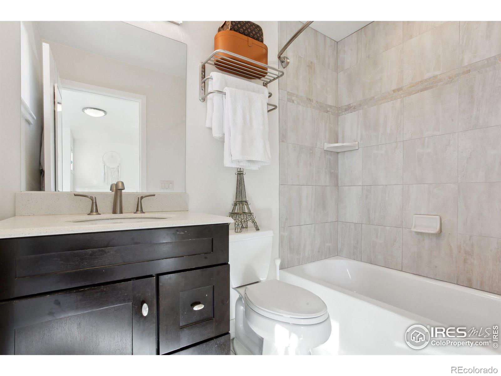 MLS Image #13 for 1944  arapahoe avenue,boulder, Colorado