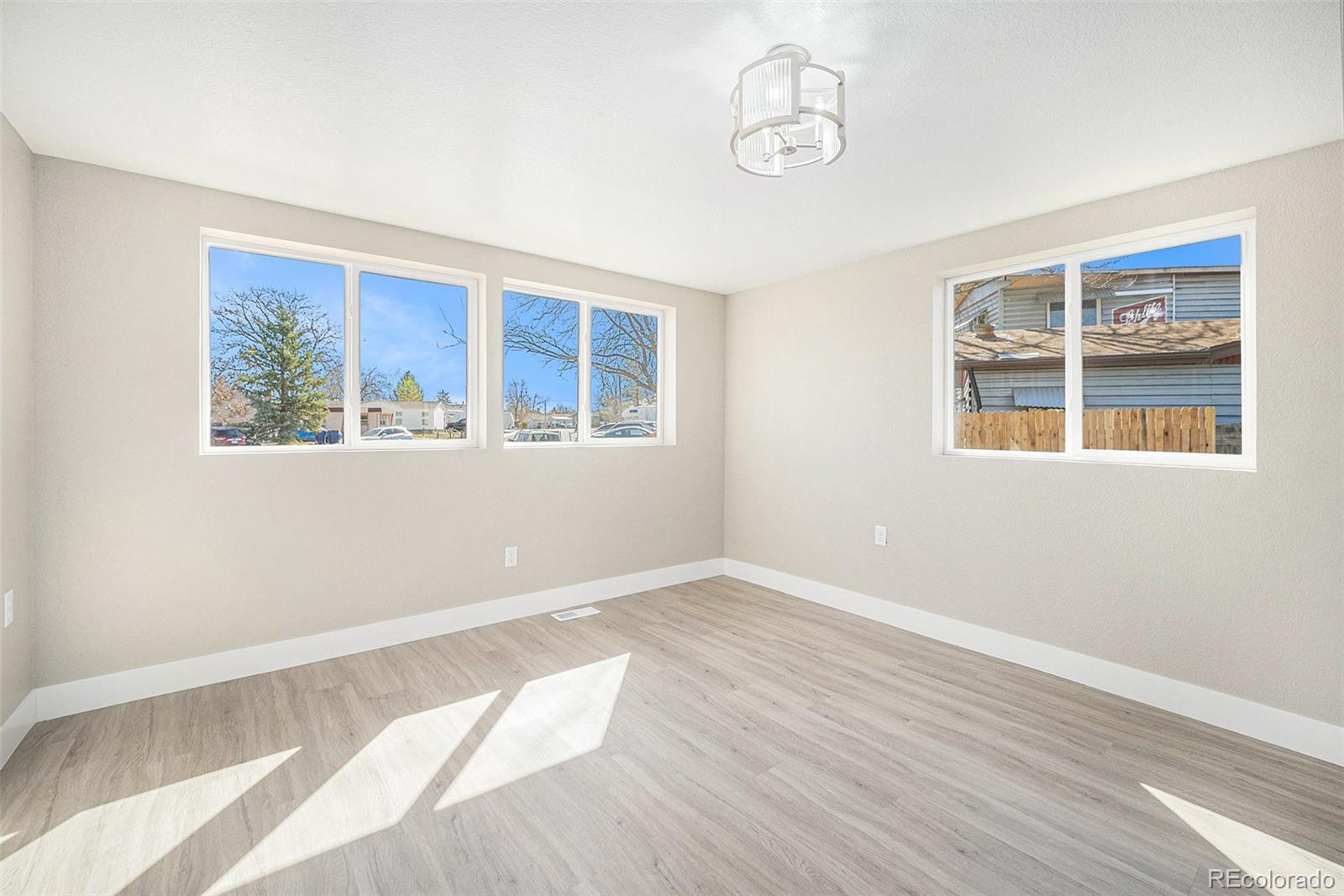 MLS Image #12 for 645  glen dale street,dacono, Colorado