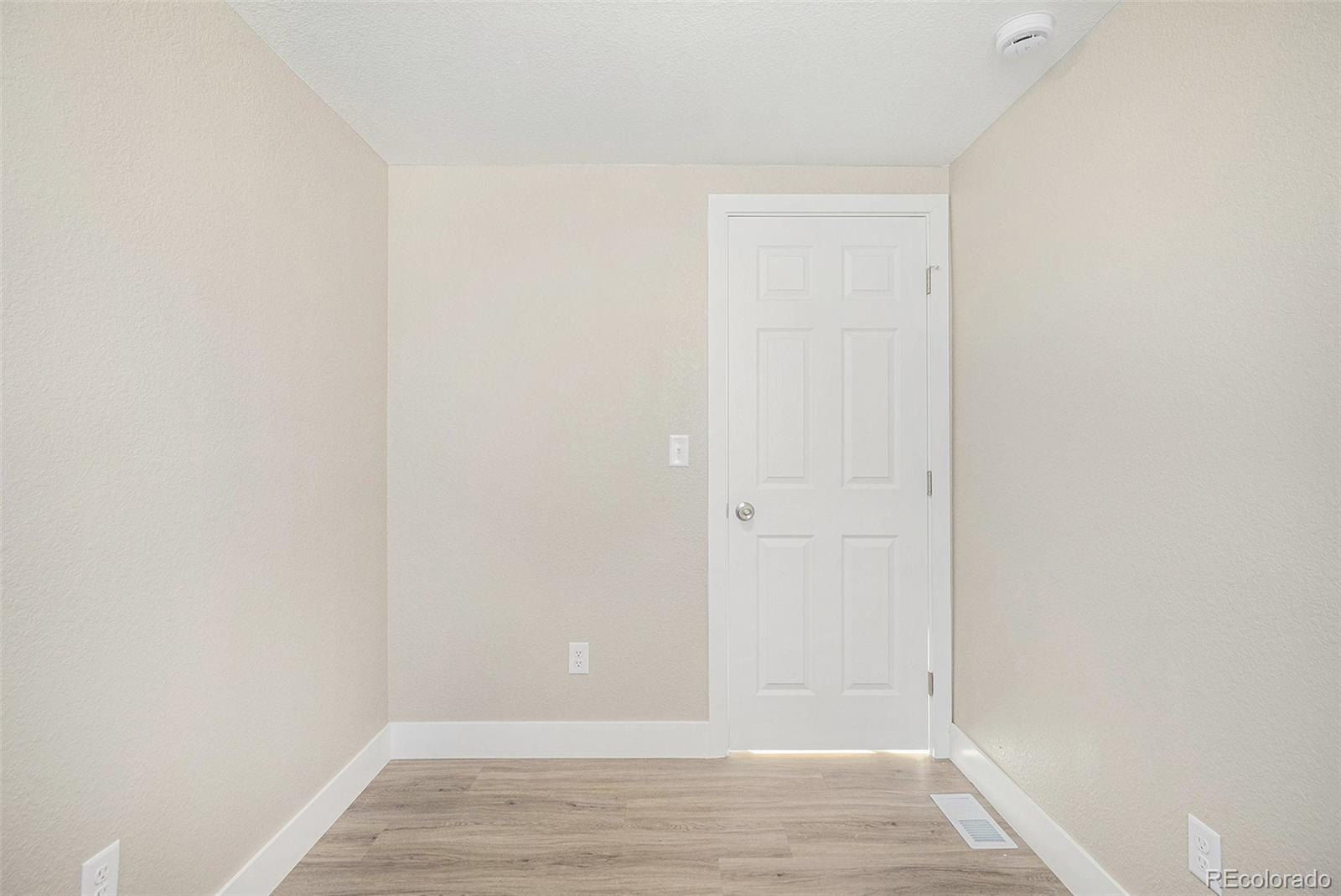 MLS Image #15 for 645  glen dale street,dacono, Colorado