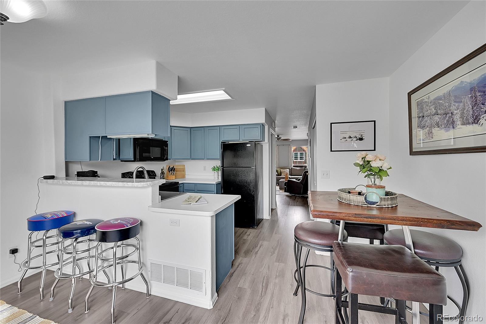 MLS Image #9 for 12028 e hoye drive,aurora, Colorado