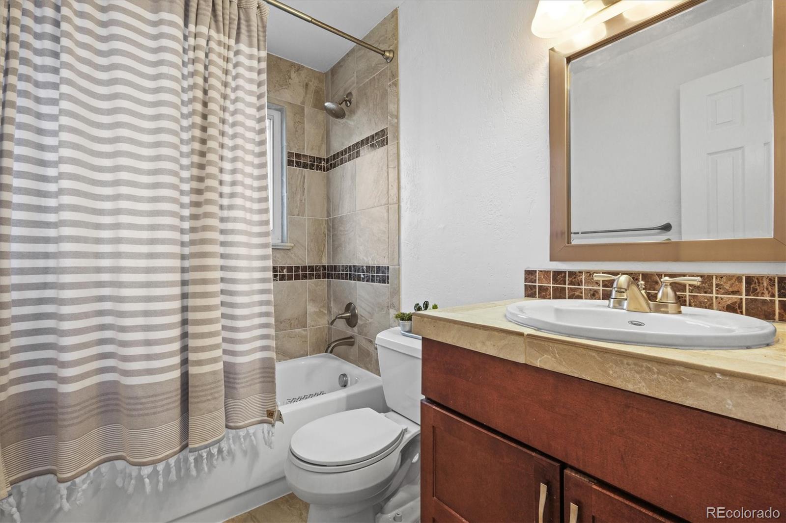 MLS Image #15 for 9395 w kentucky avenue,lakewood, Colorado