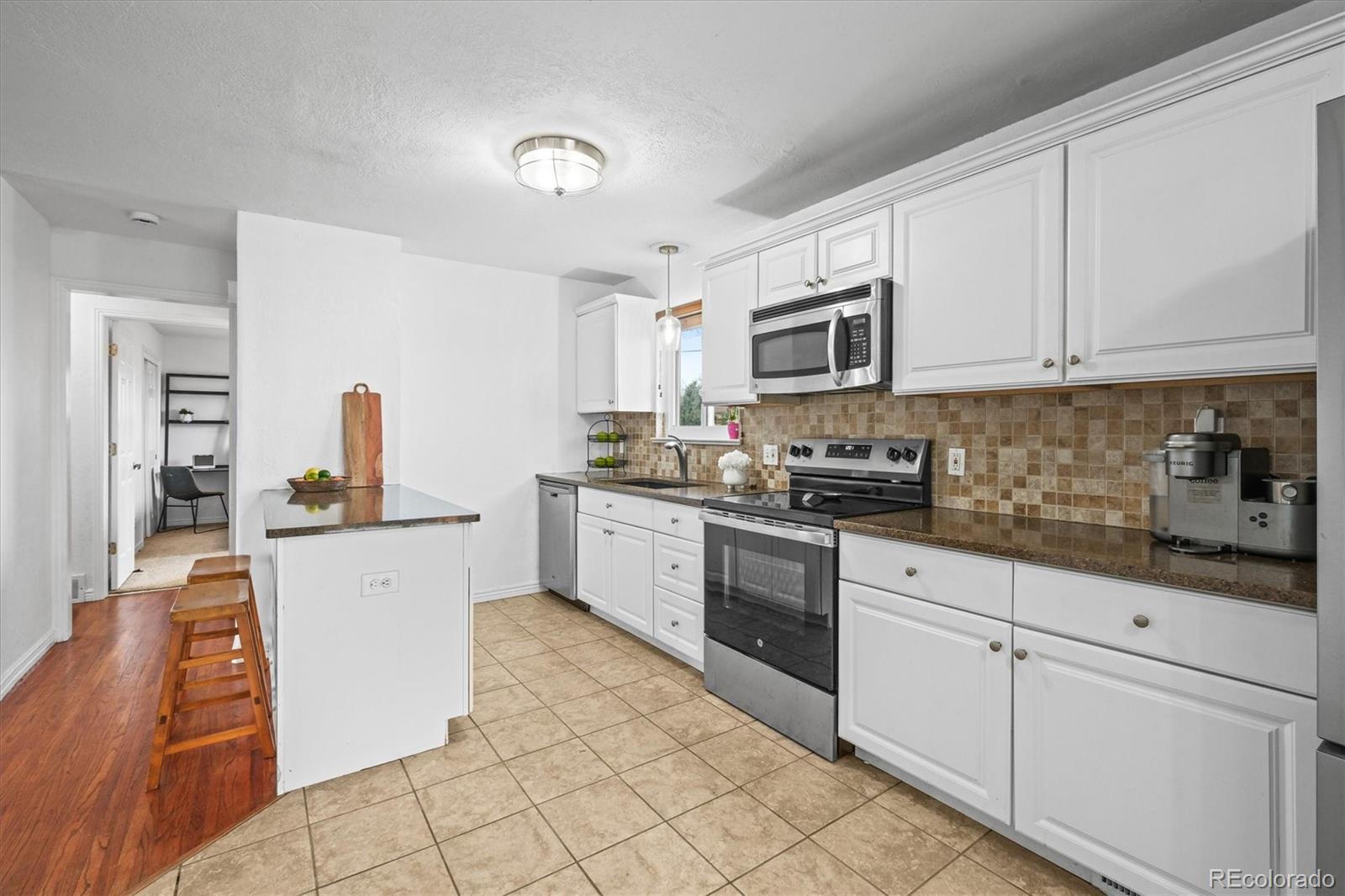MLS Image #6 for 9395 w kentucky avenue,lakewood, Colorado