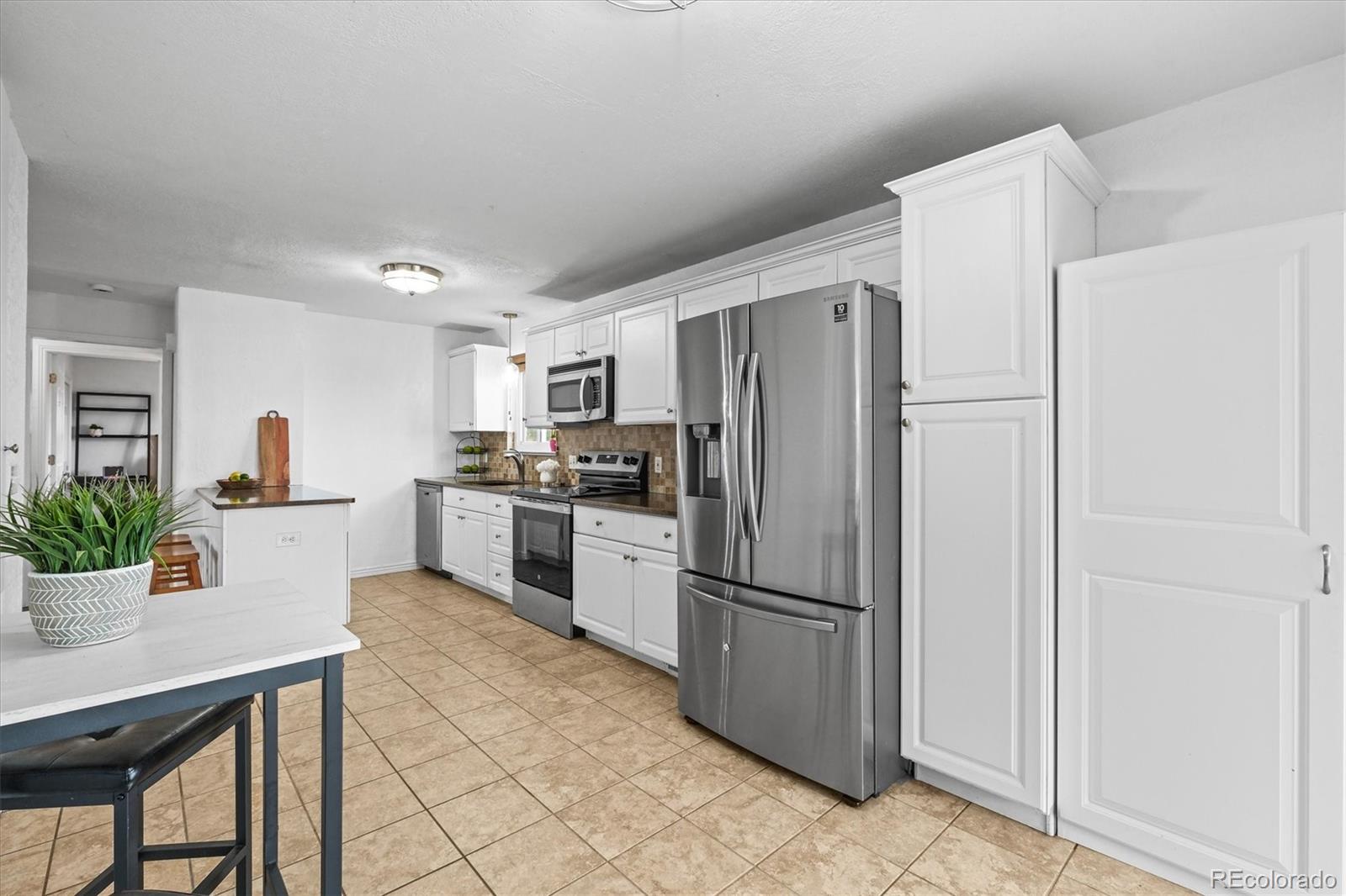 MLS Image #8 for 9395 w kentucky avenue,lakewood, Colorado