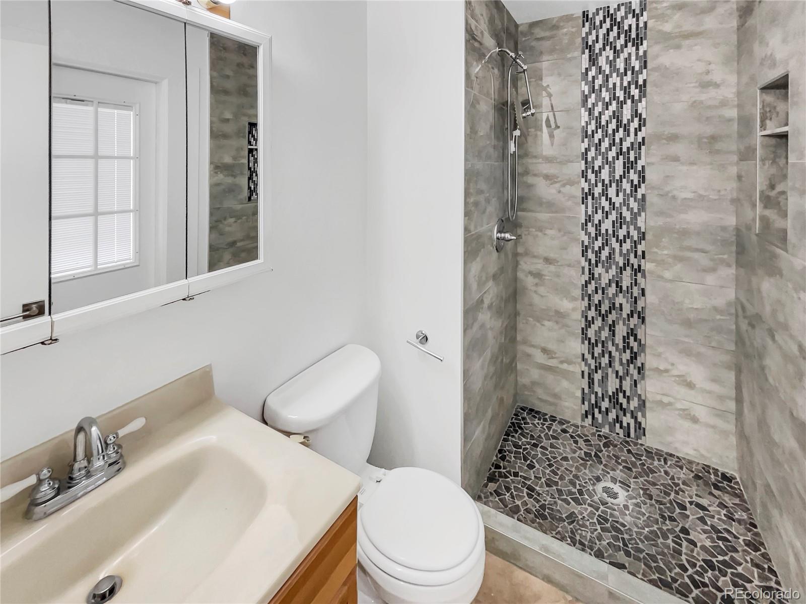 MLS Image #6 for 3118 s joplin court,aurora, Colorado