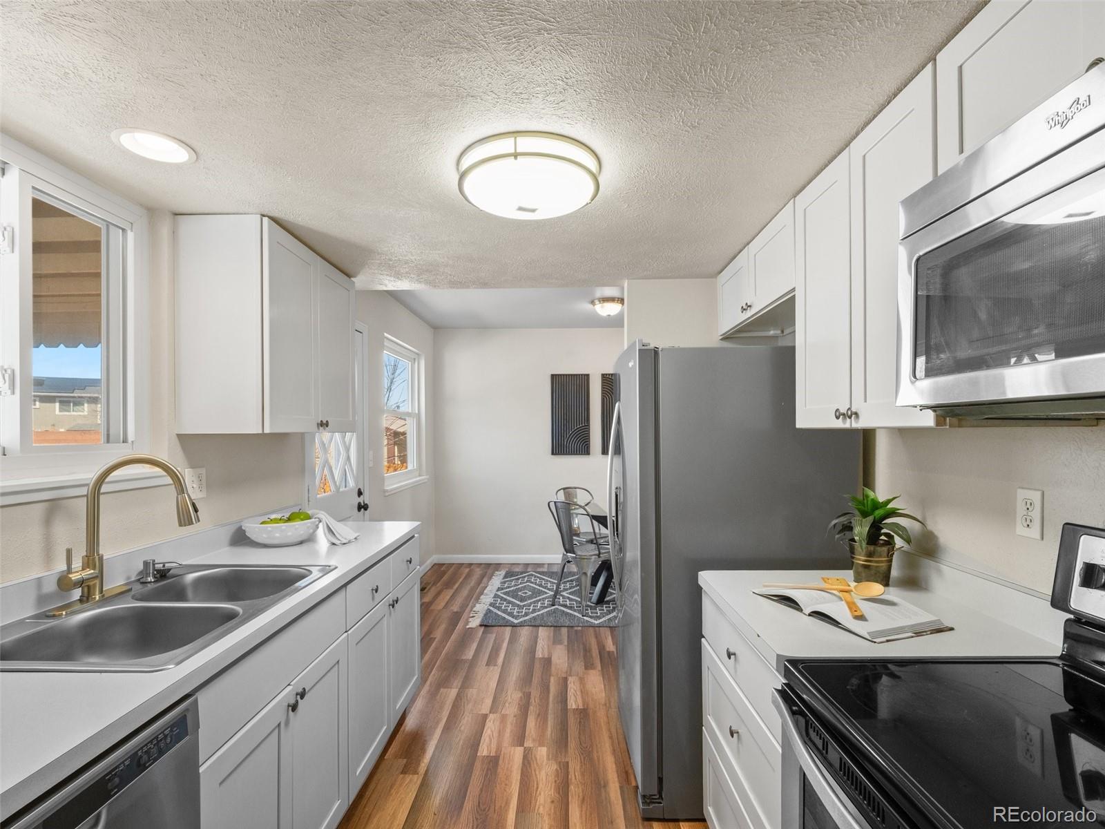 MLS Image #12 for 10415  owens circle,broomfield, Colorado