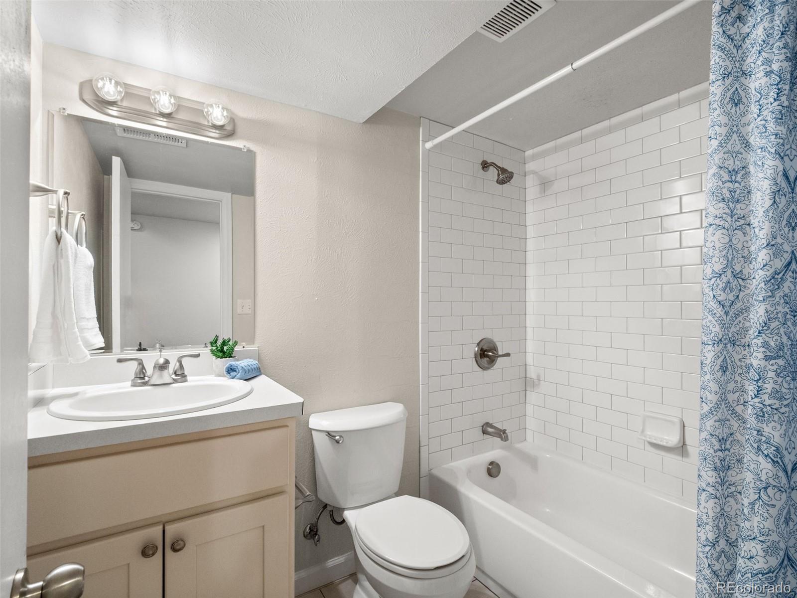 MLS Image #25 for 10415  owens circle,broomfield, Colorado