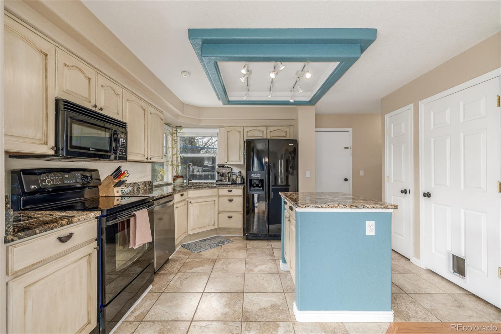 MLS Image #12 for 19131 e clear creek drive,parker, Colorado