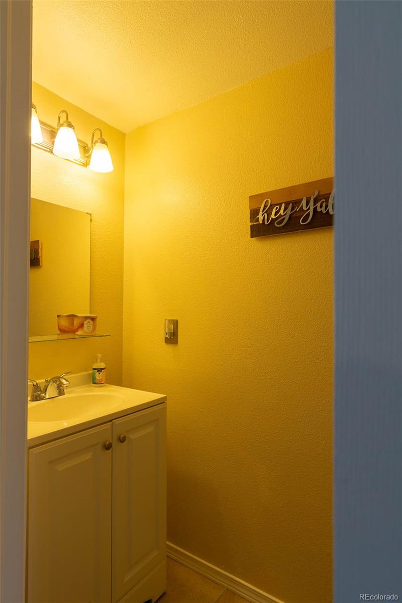 MLS Image #10 for 1148 s ventura circle,aurora, Colorado