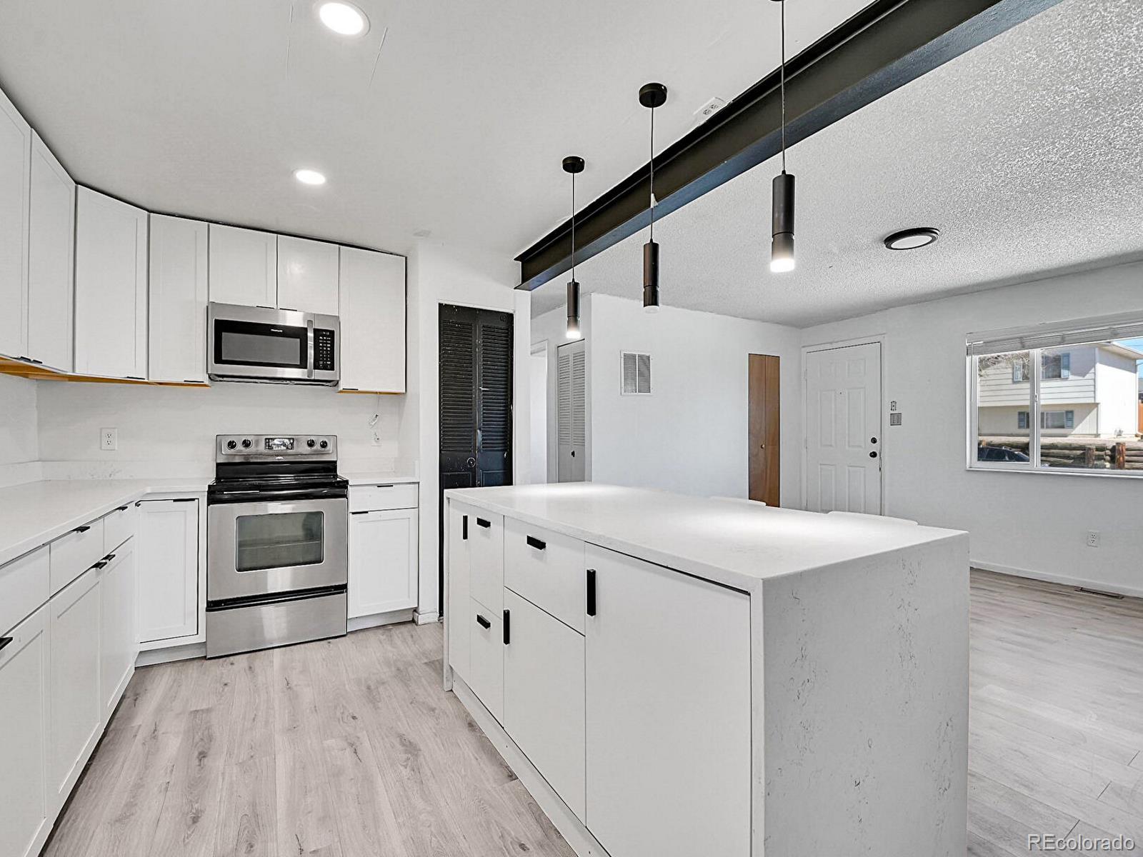 MLS Image #9 for 580 w 78th place,denver, Colorado