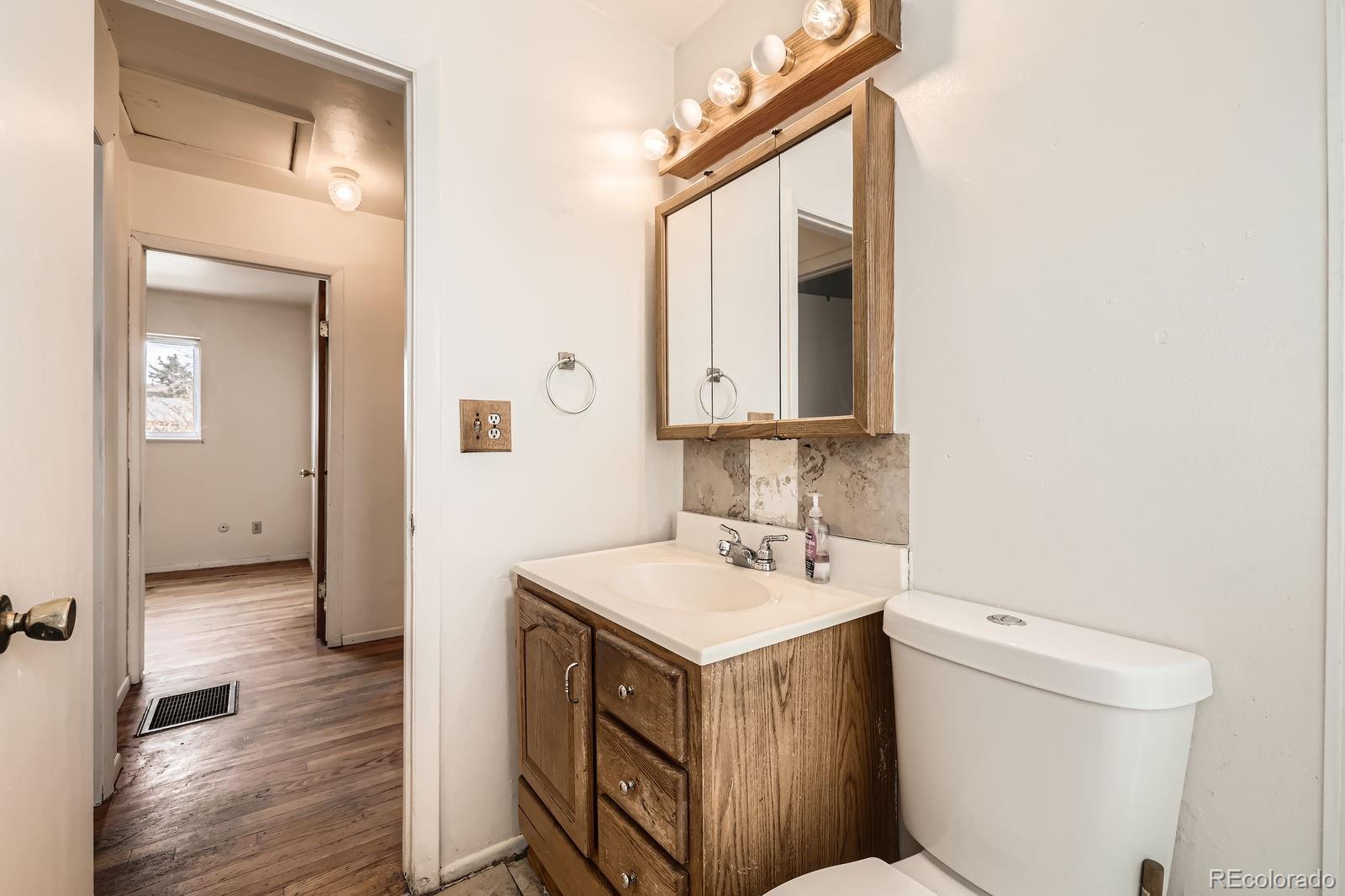 MLS Image #10 for 711  bridger drive,colorado springs, Colorado