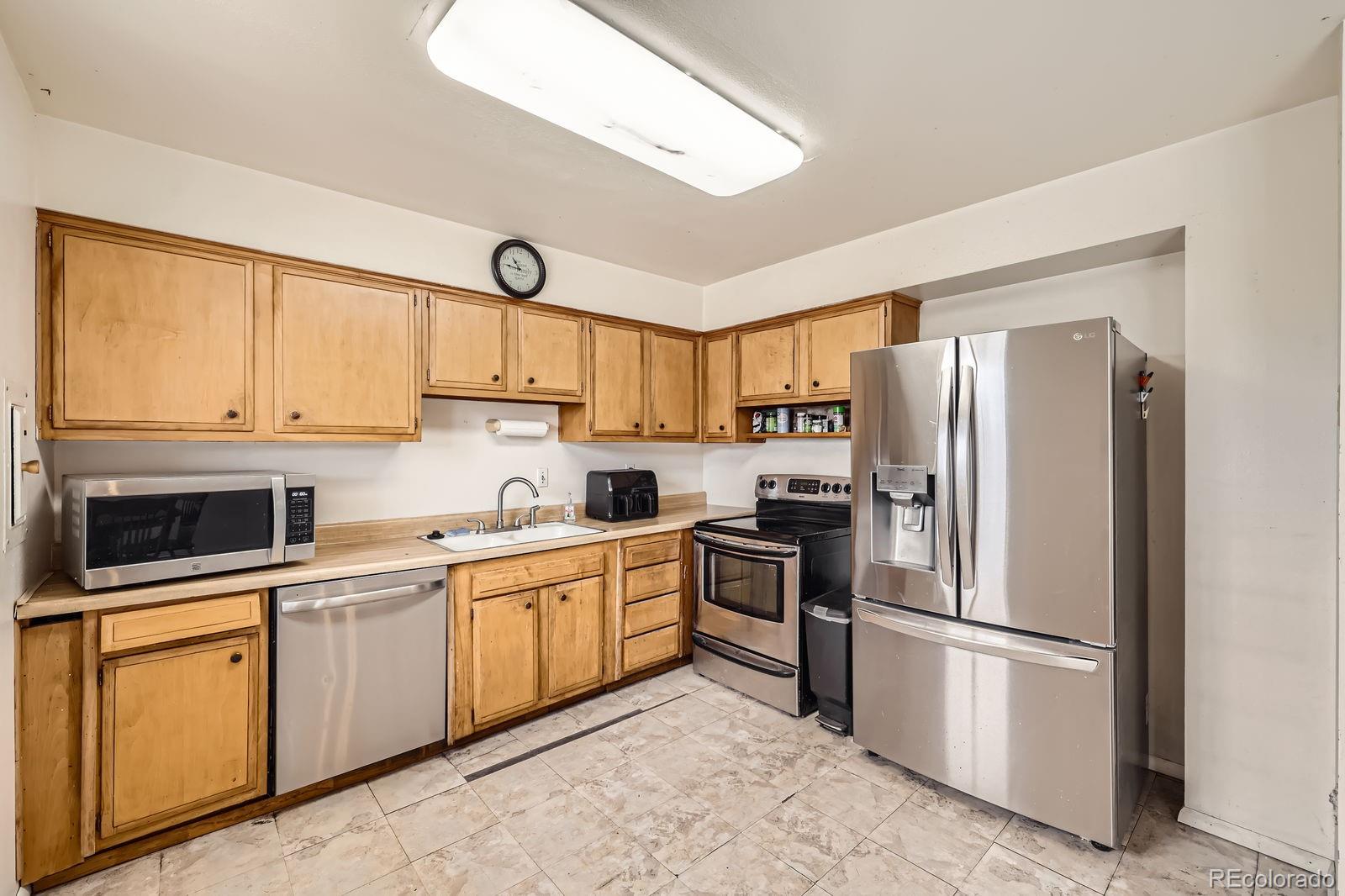 MLS Image #5 for 711  bridger drive,colorado springs, Colorado