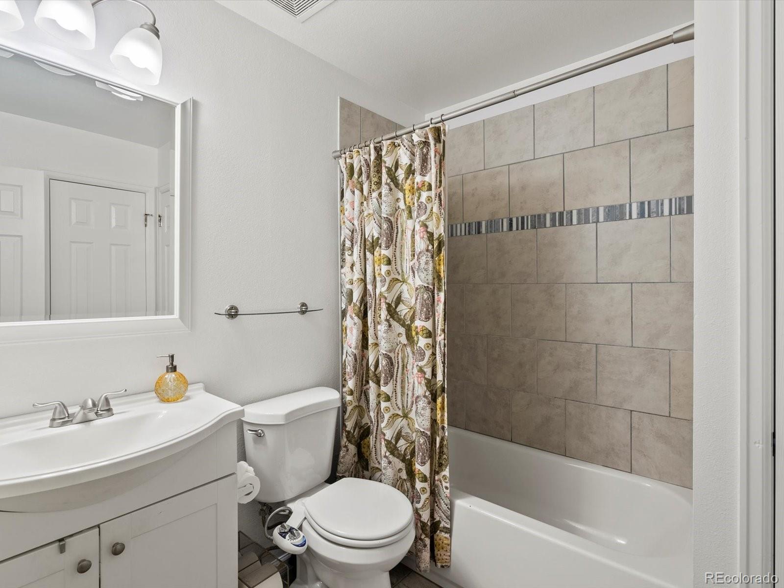 MLS Image #11 for 11256 w 104th avenue,broomfield, Colorado