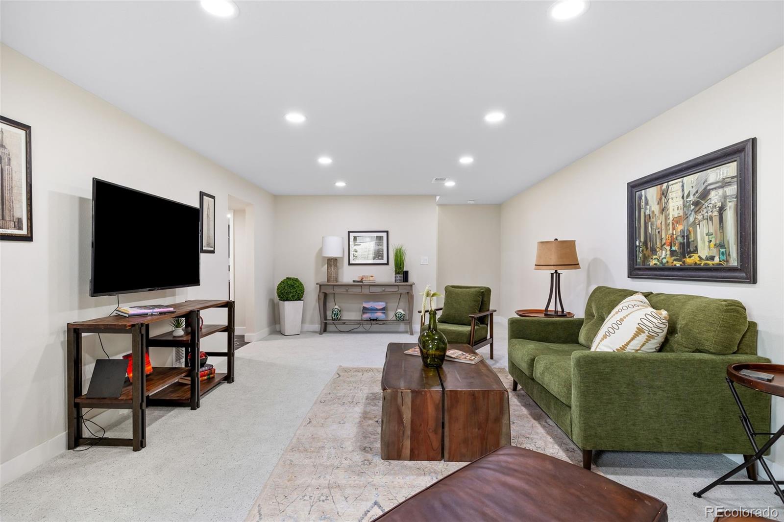 MLS Image #24 for 1835 s poplar street,denver, Colorado