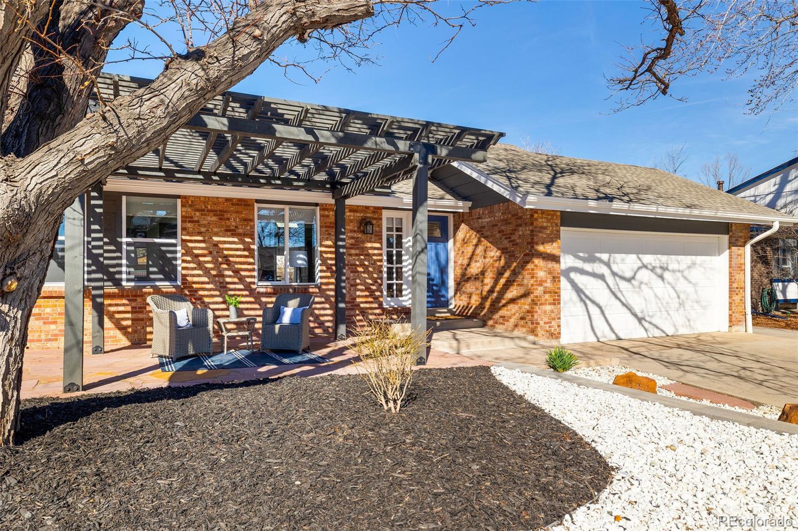 MLS Image #3 for 1835 s poplar street,denver, Colorado
